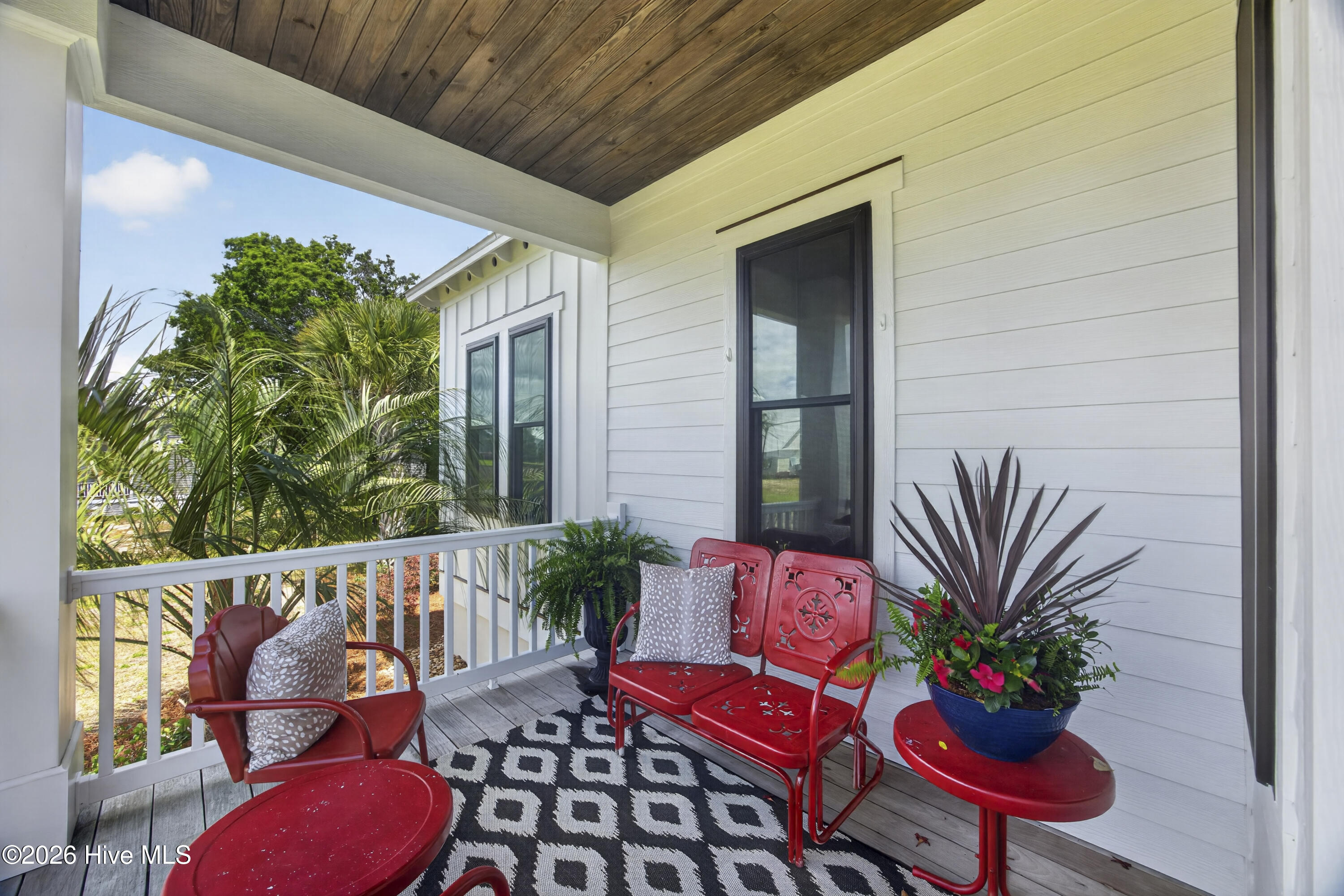 410 Sunrise Court Property Photo 4
