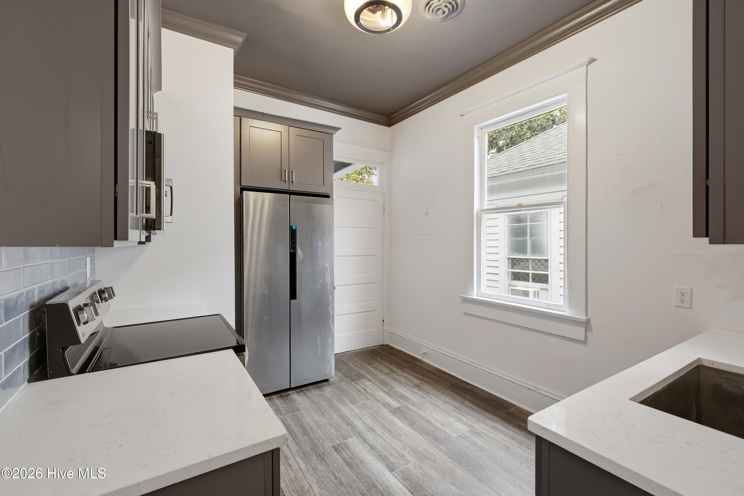 403 Dock Street Property Photo 47