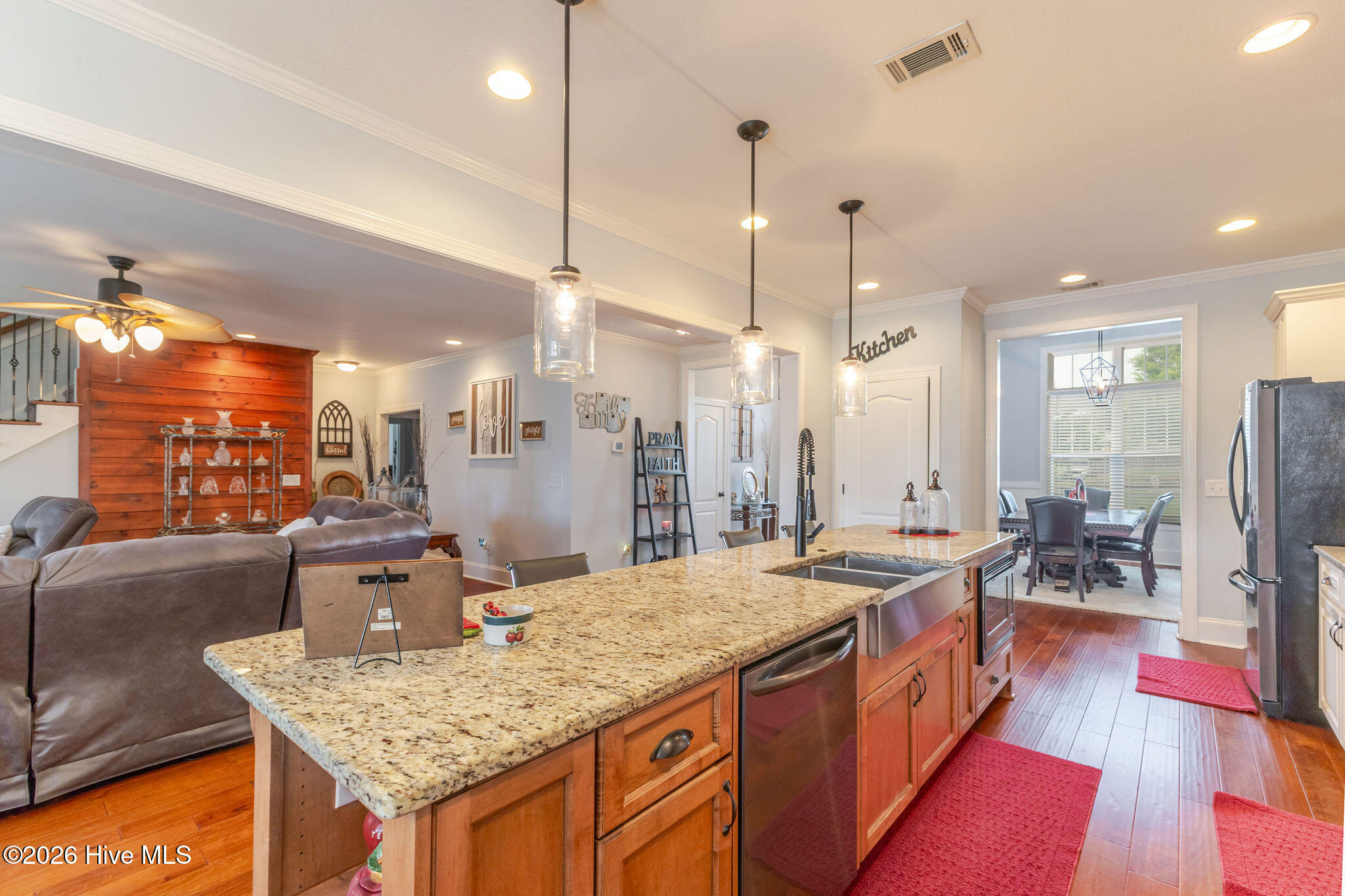 366 Bridle Path Road Property Photo 6