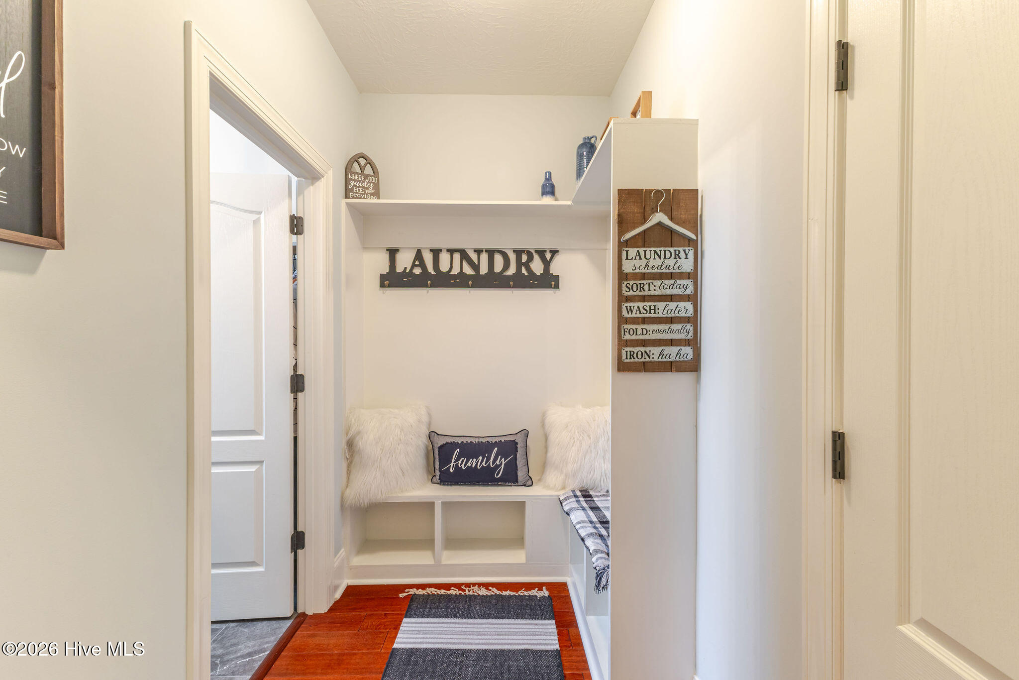 366 Bridle Path Road Property Photo 32