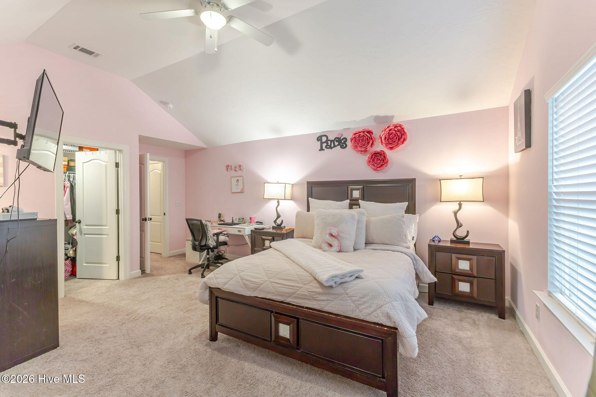 366 Bridle Path Road Property Photo 37