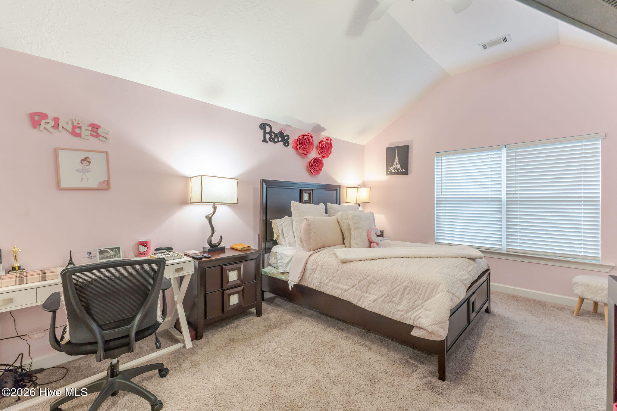 366 Bridle Path Road Property Photo 38