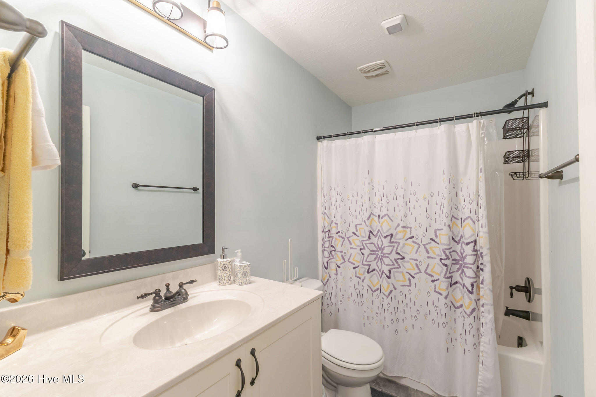 366 Bridle Path Road Property Photo 44