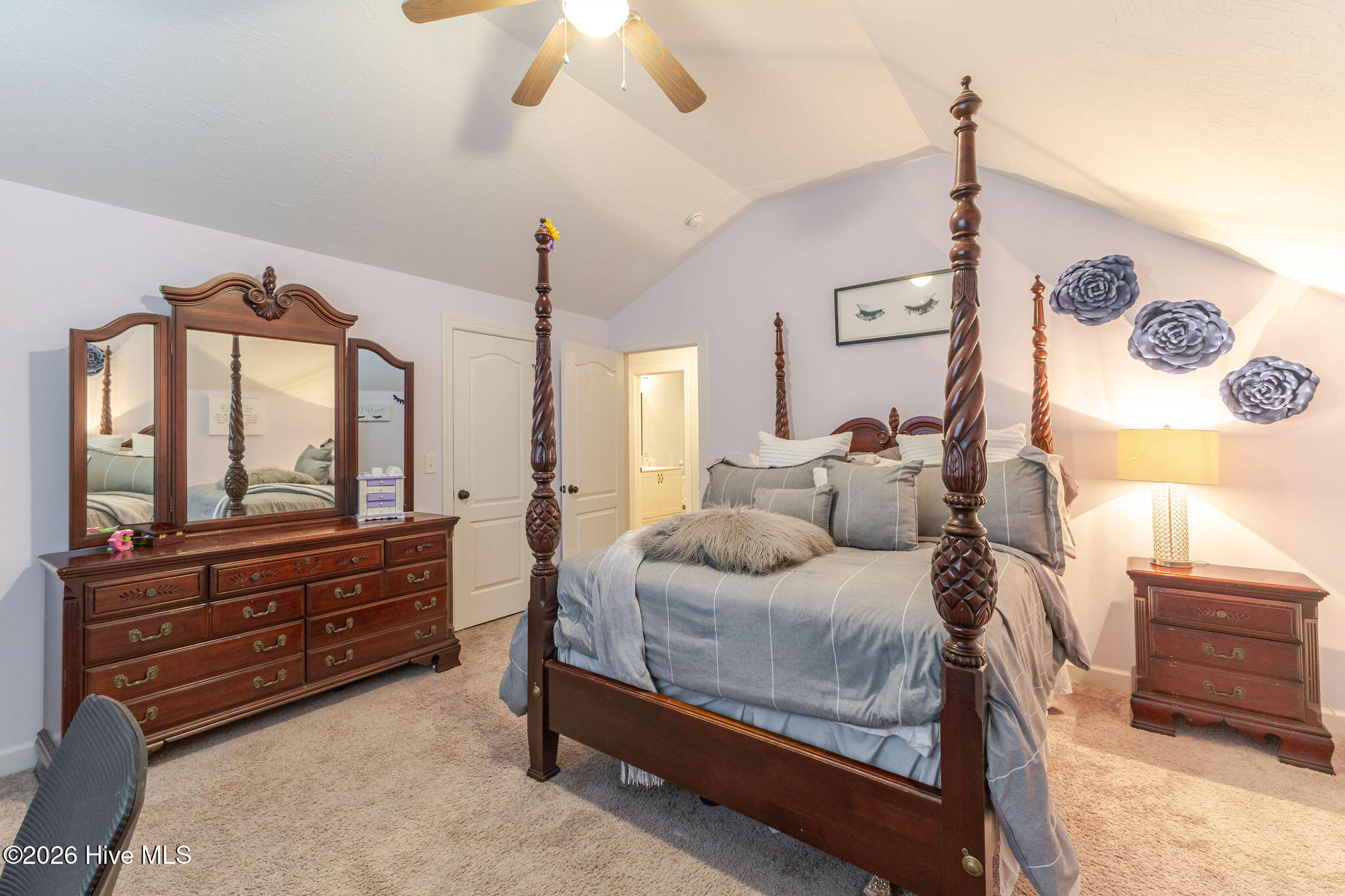 366 Bridle Path Road Property Photo 45
