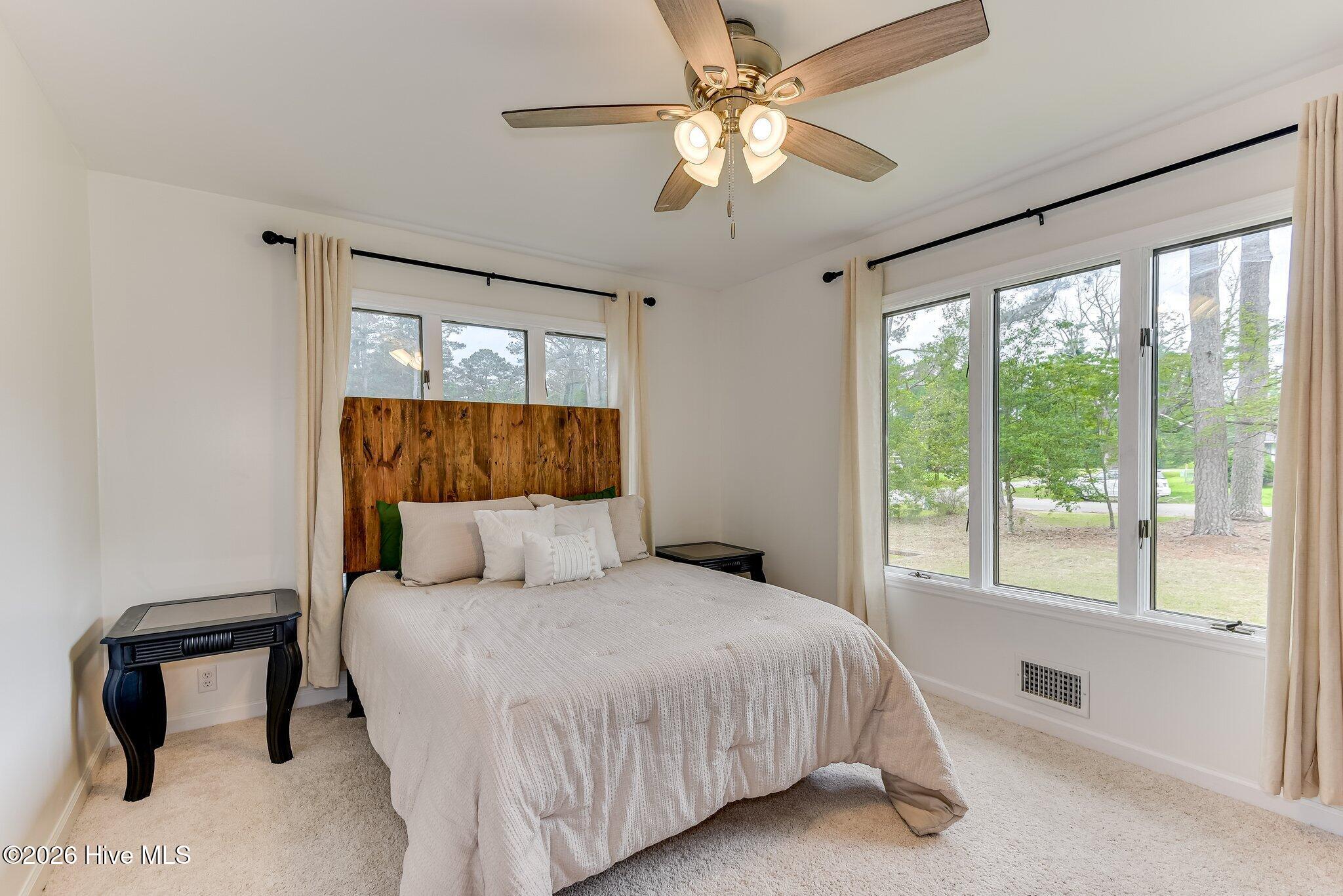 809 Woodside Drive Property Photo 11