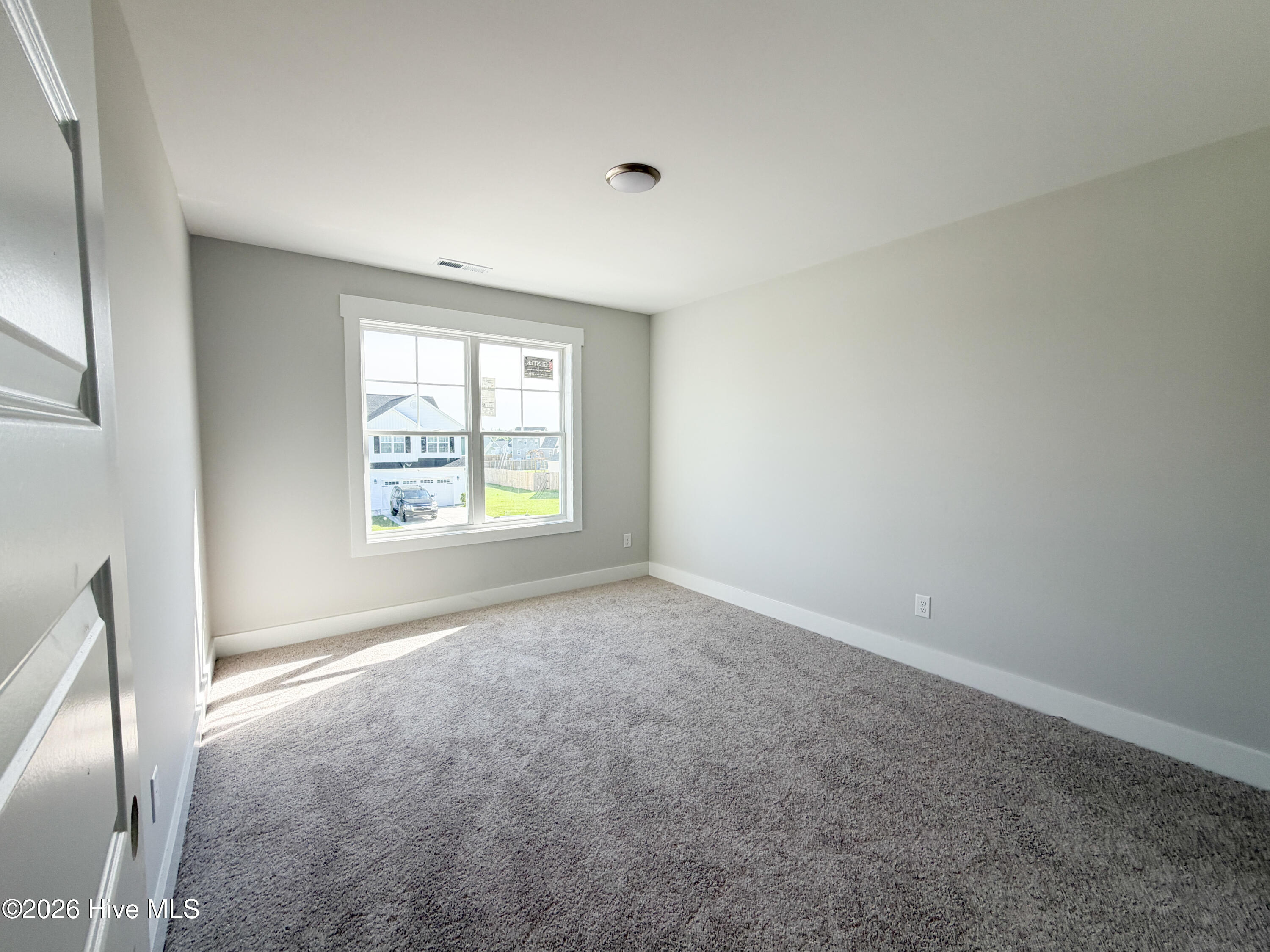 506 E Black Water Lane Property Photo 15