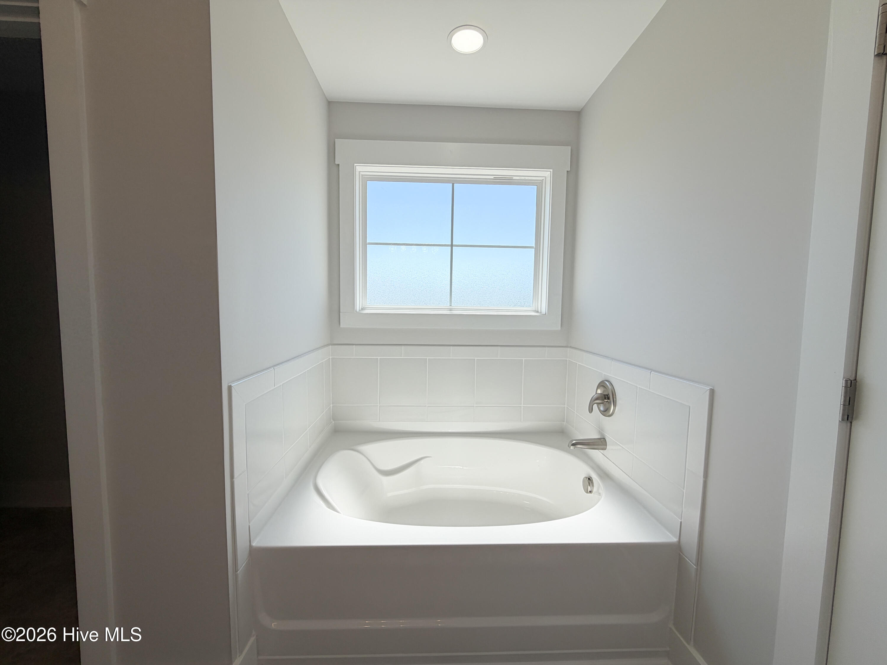 506 E Black Water Lane Property Photo 25