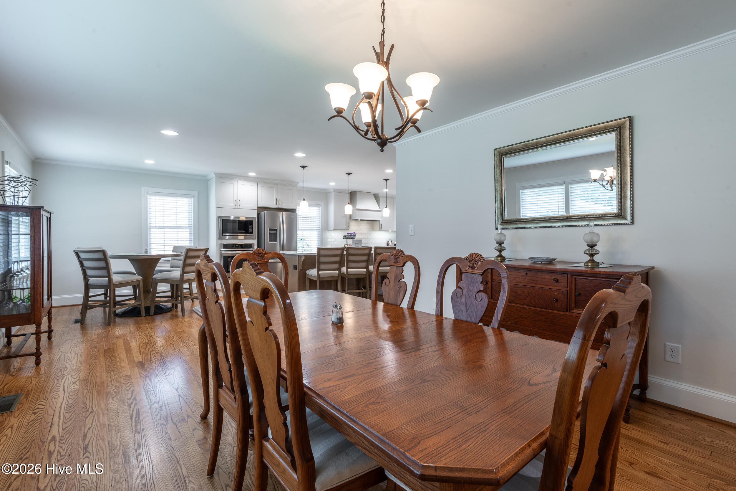 1705 Englewood Drive Property Photo 9