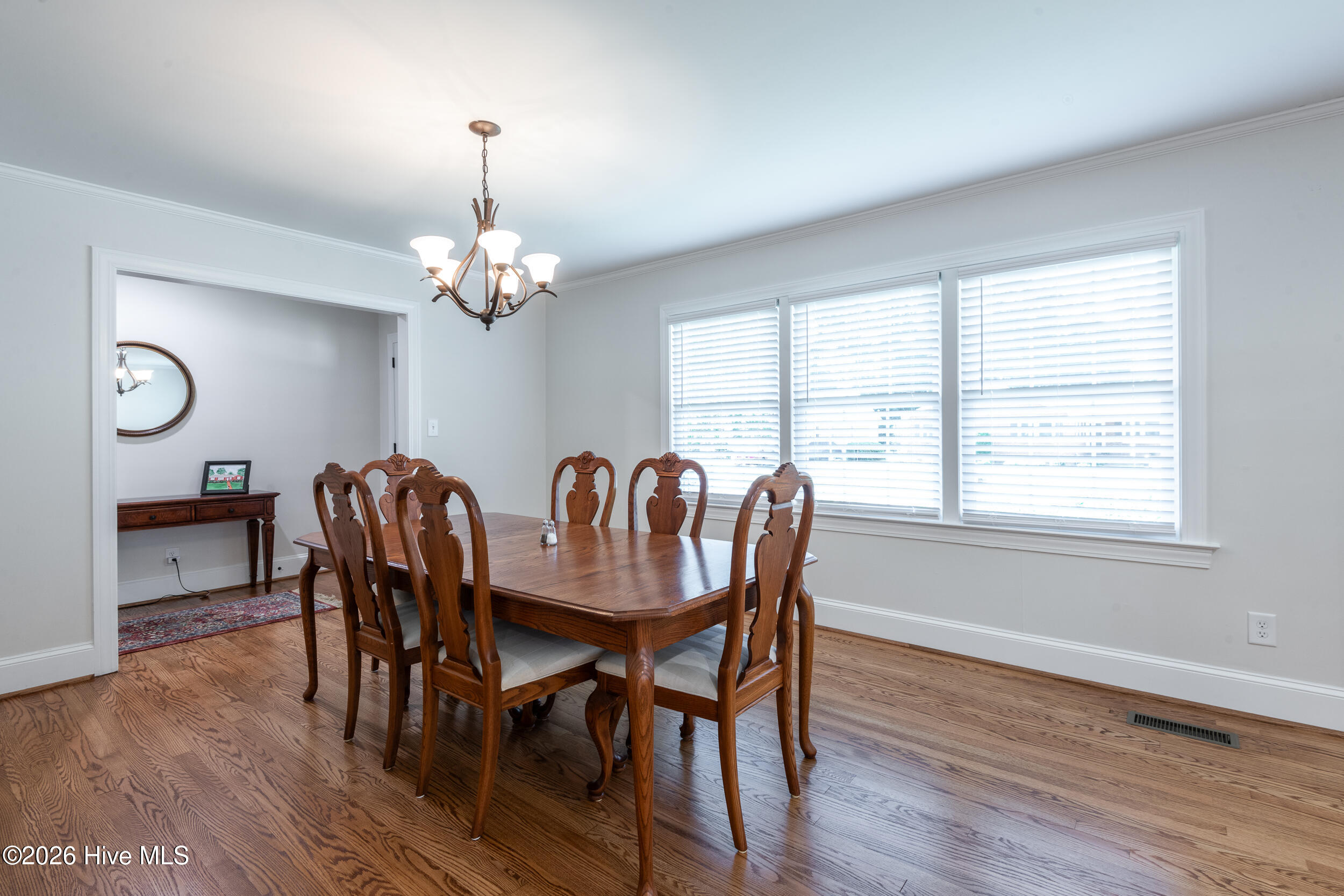 1705 Englewood Drive Property Photo 11