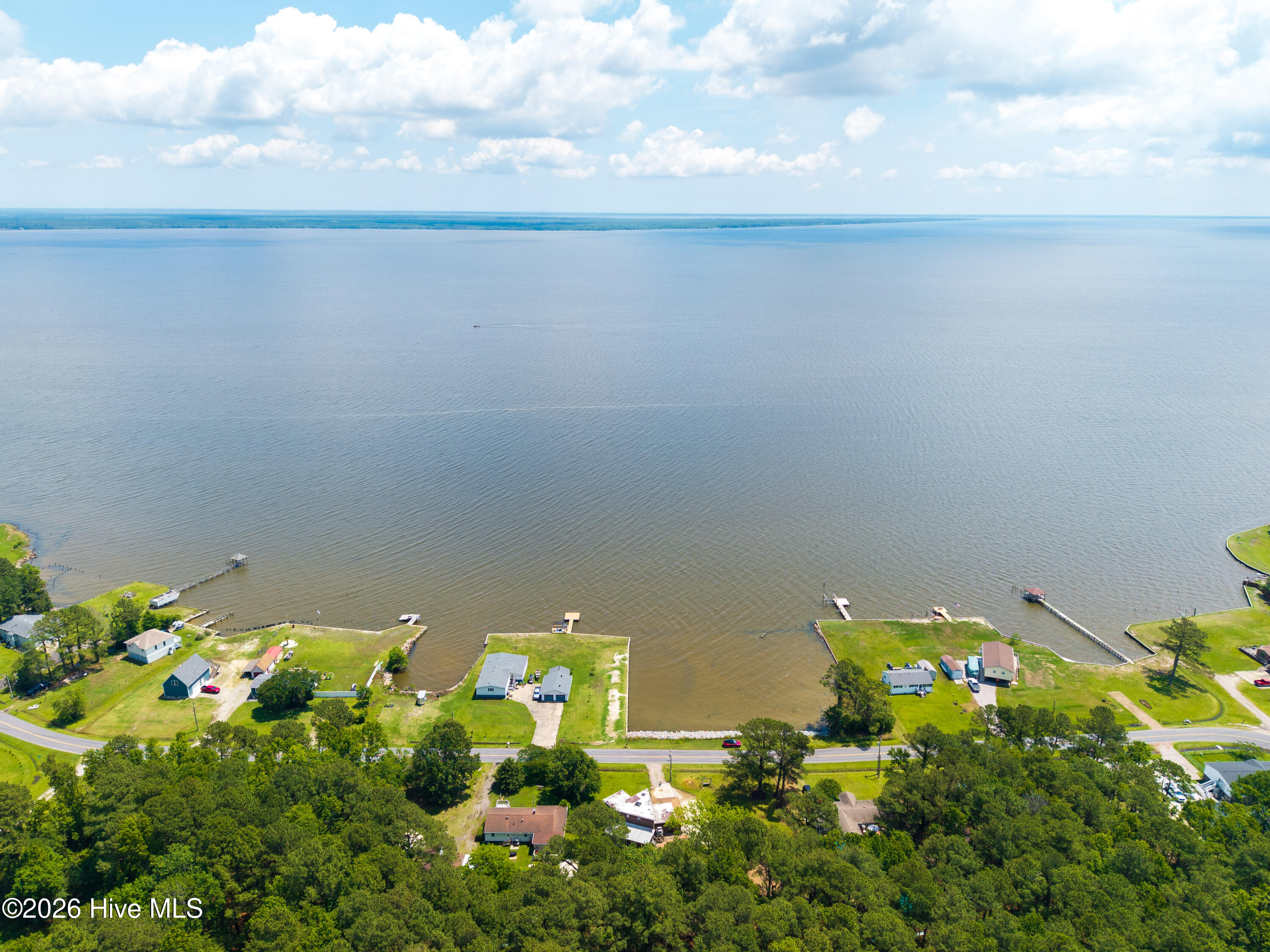 113 Driftwood Drive Property Photo 3
