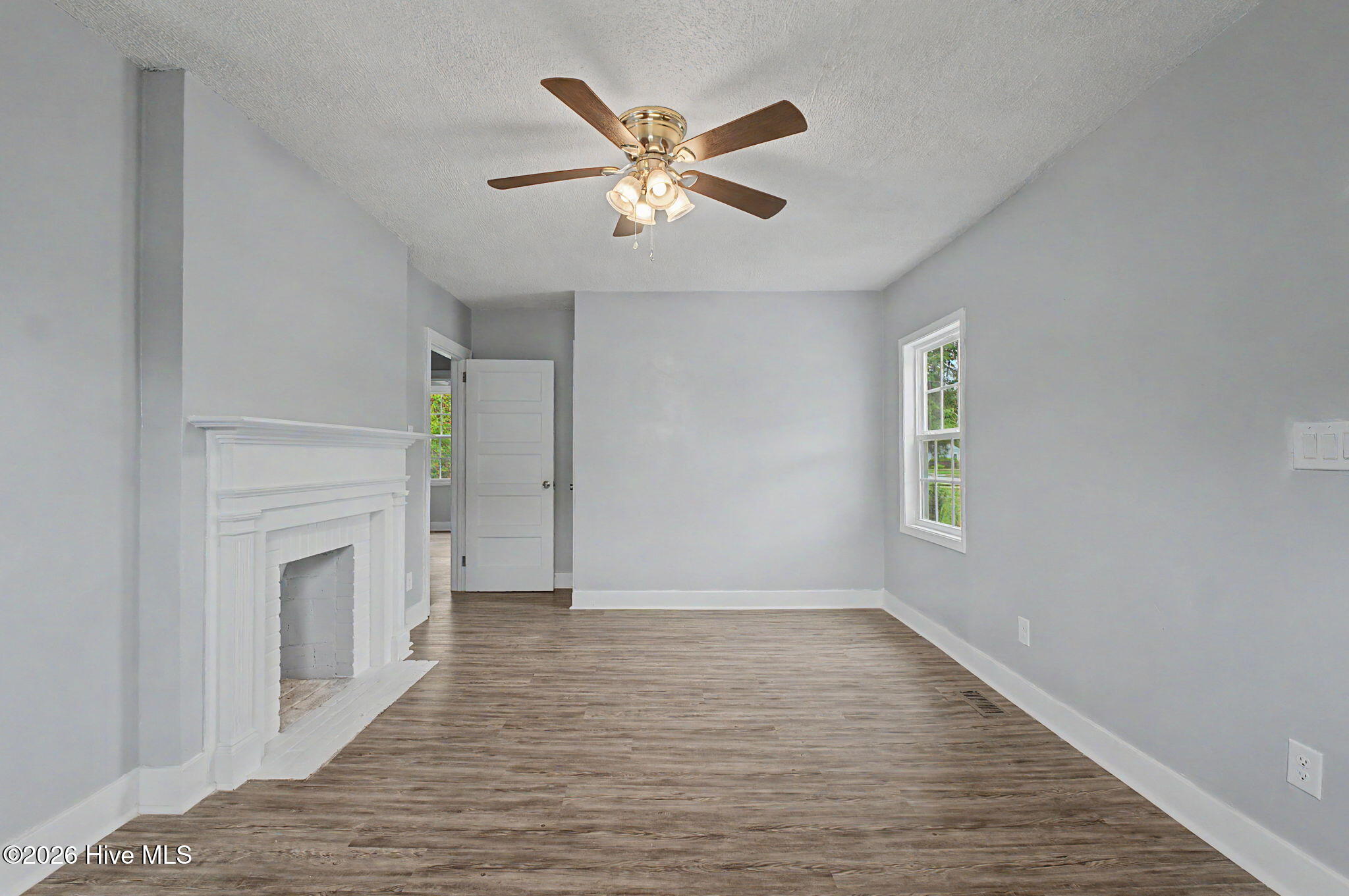 2020 Shirley Avenue Property Photo 10