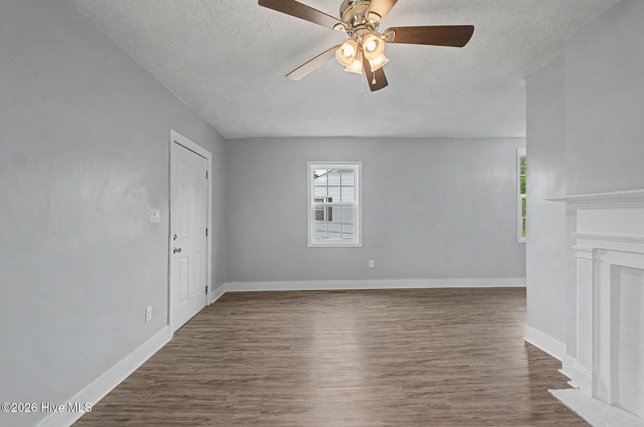 2020 Shirley Avenue Property Photo 11