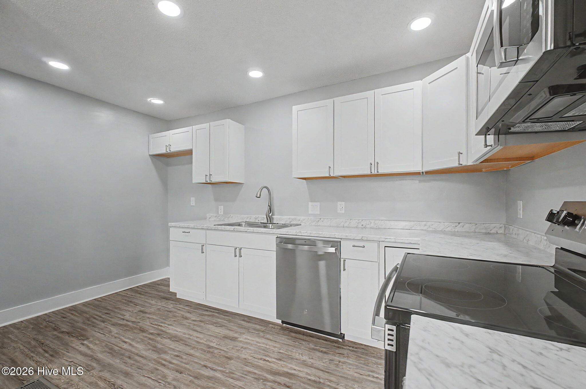 2020 Shirley Avenue Property Photo 17