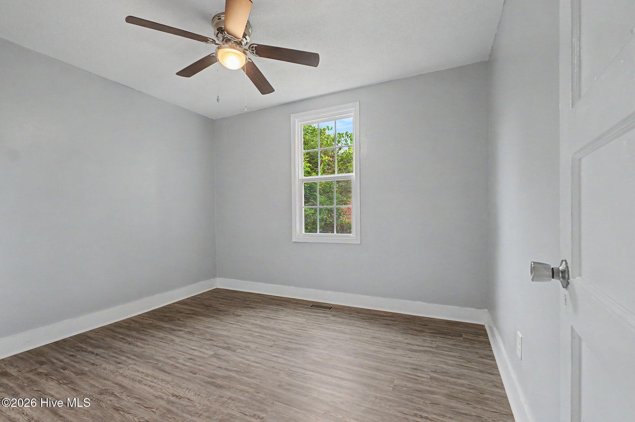 2020 Shirley Avenue Property Photo 24