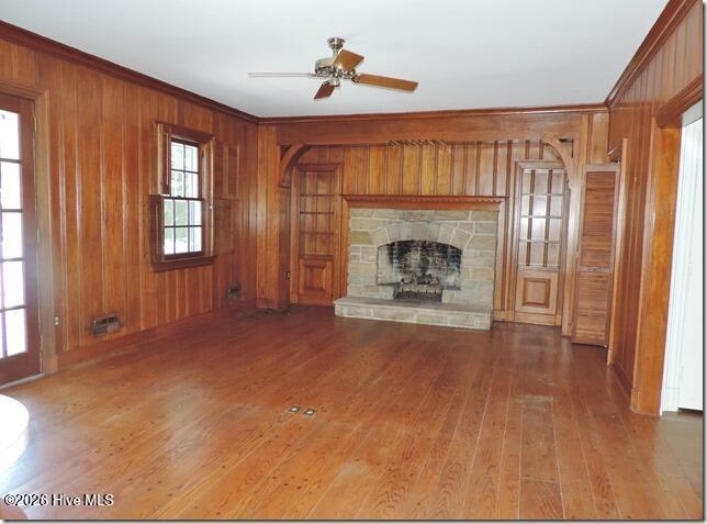 400 Clyde Avenue Nw Property Photo 5