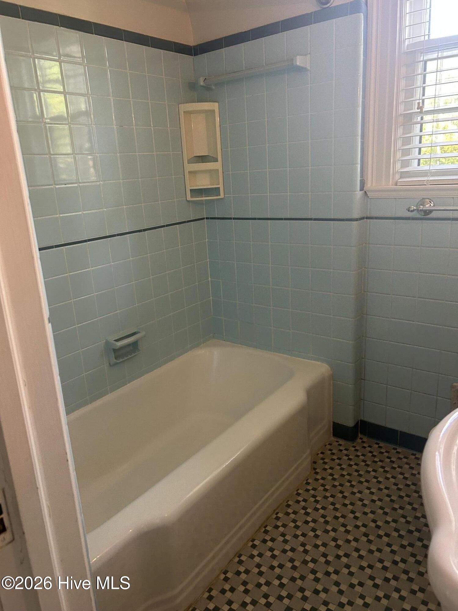 400 Clyde Avenue Nw Property Photo 21