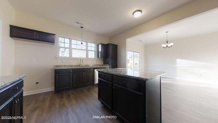 409 Royal Shore Lane Property Photo 9