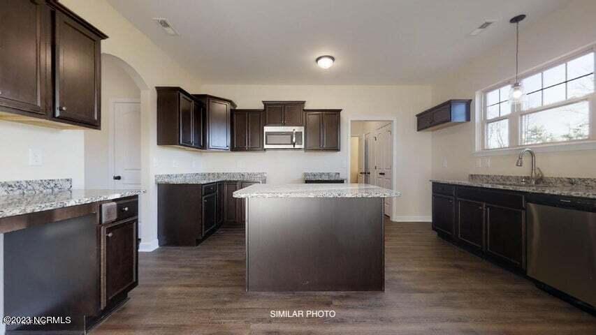 409 Royal Shore Lane Property Photo 13