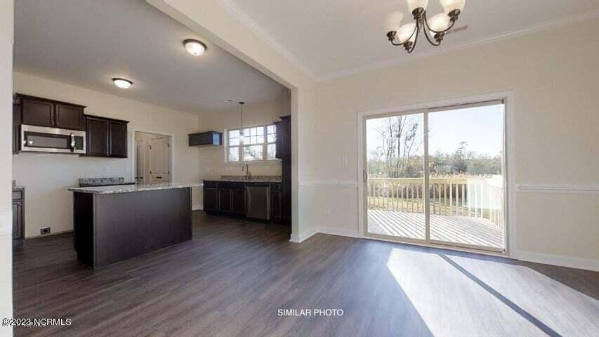 409 Royal Shore Lane Property Photo 19