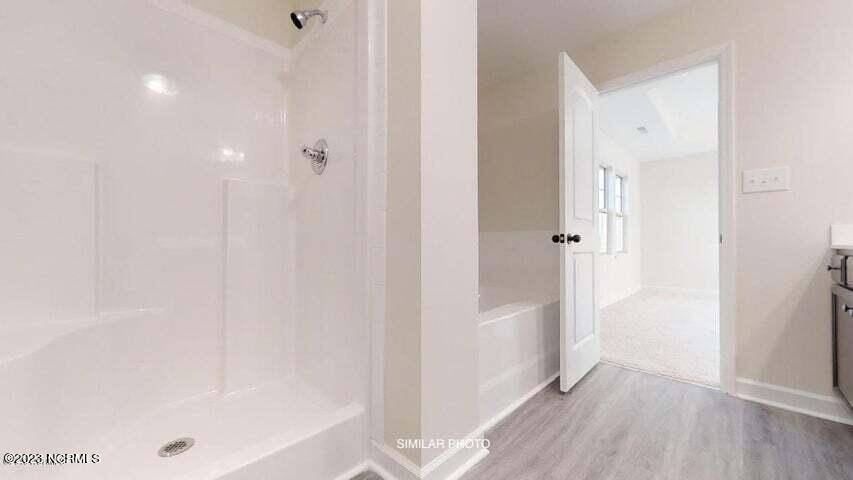 409 Royal Shore Lane Property Photo 32