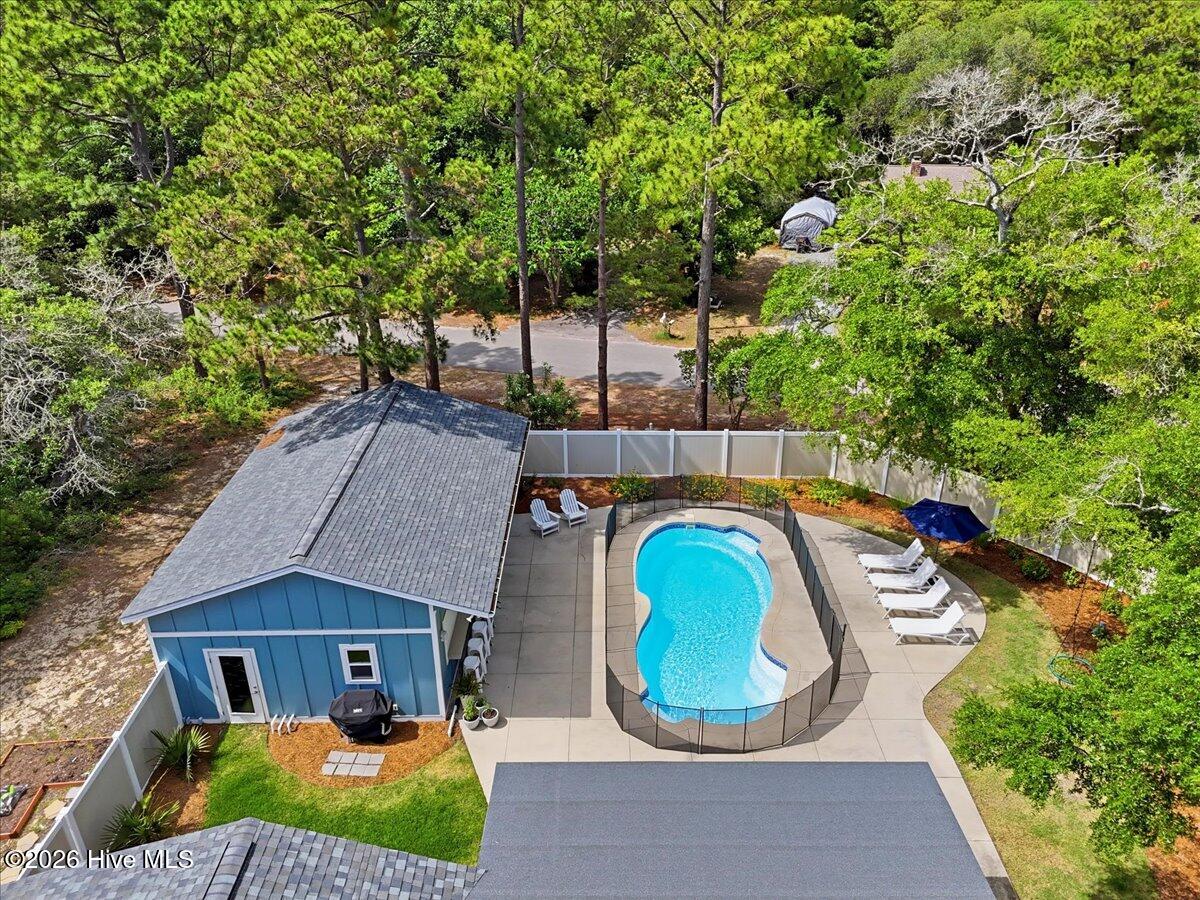 207 River Drive Property Photo 1