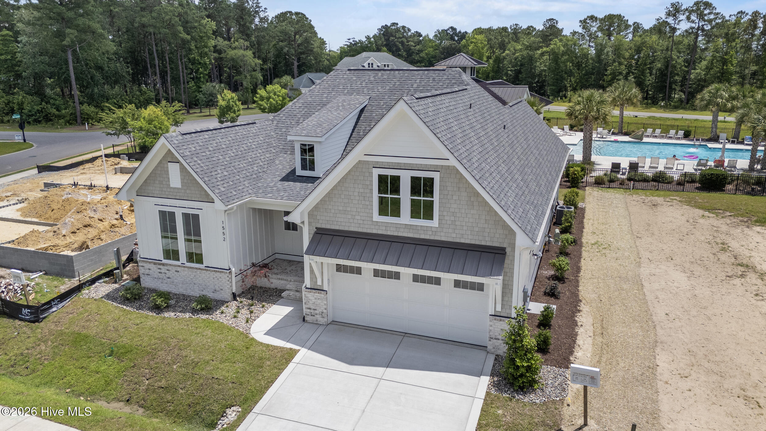 1552 Riverview Terrace Property Photo 4