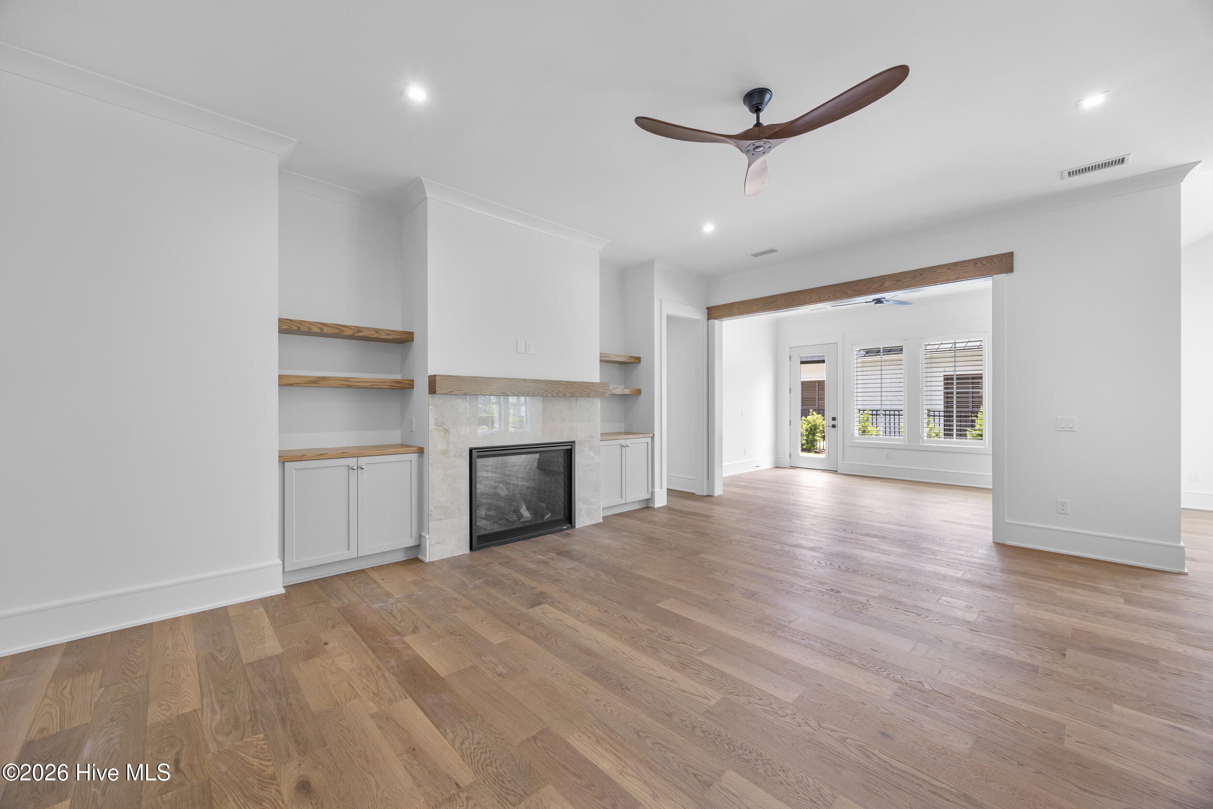 1552 Riverview Terrace Property Photo 11