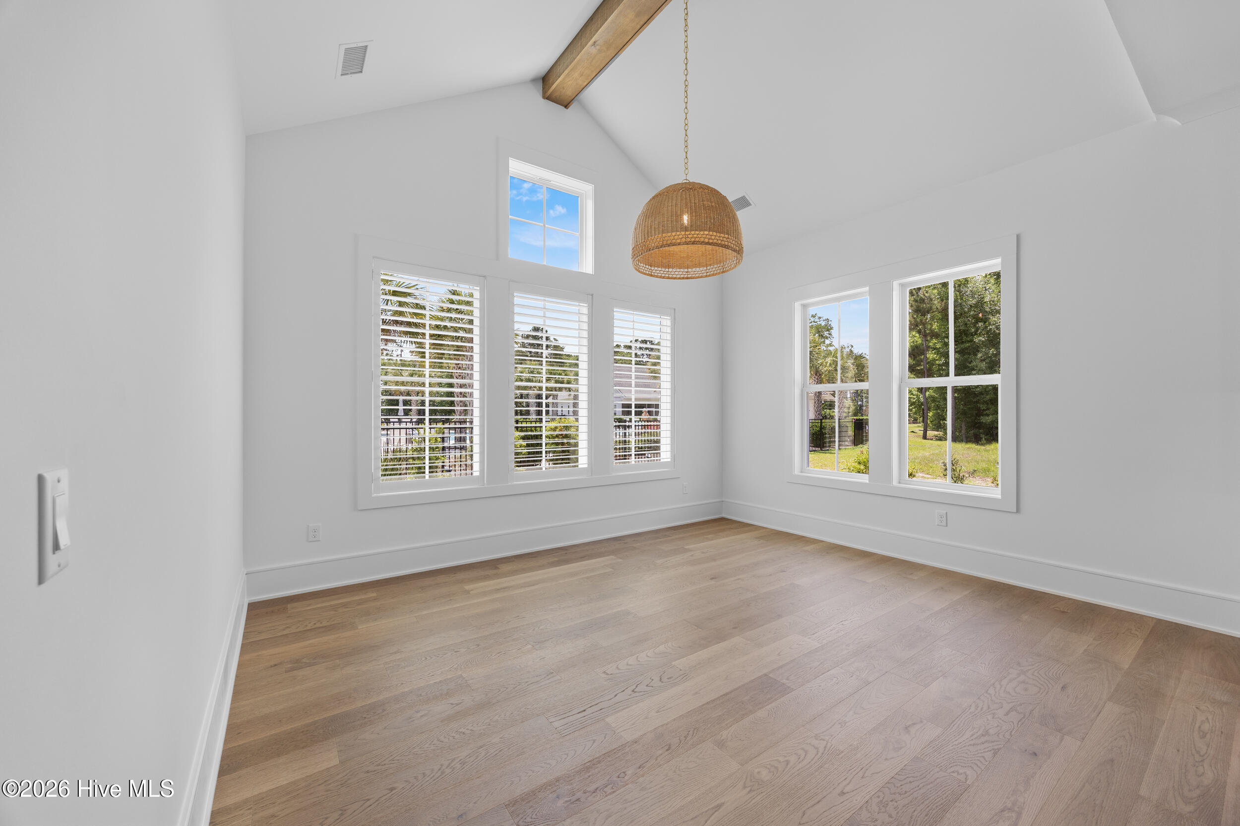 1552 Riverview Terrace Property Photo 15