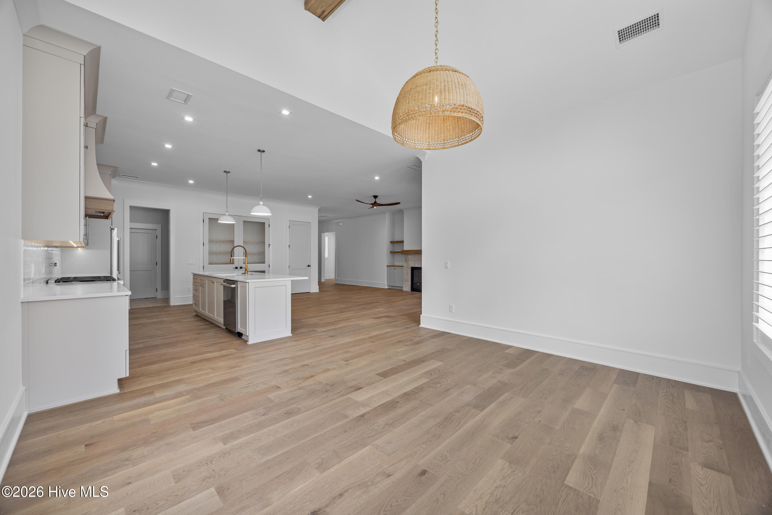 1552 Riverview Terrace Property Photo 16