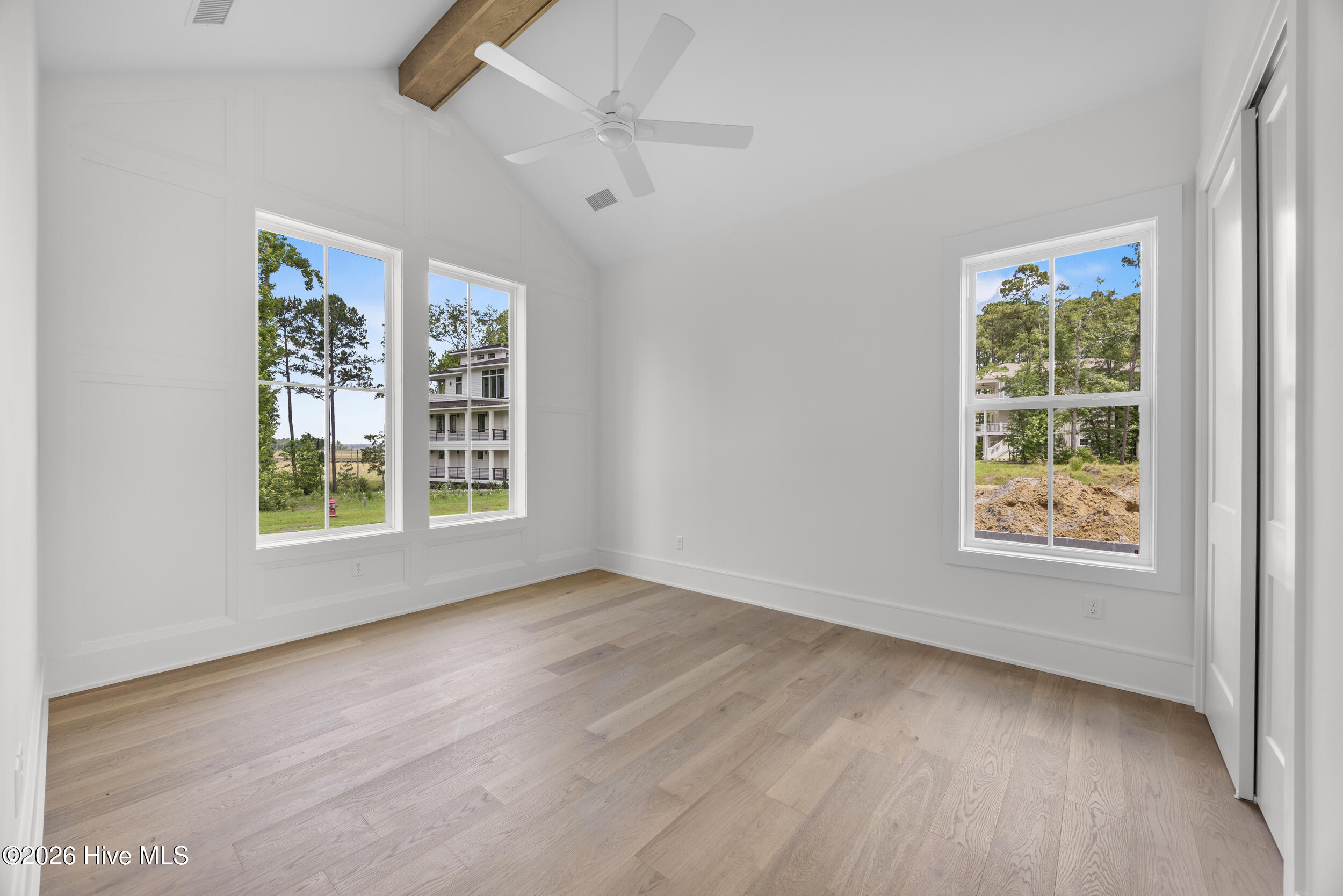 1552 Riverview Terrace Property Photo 25