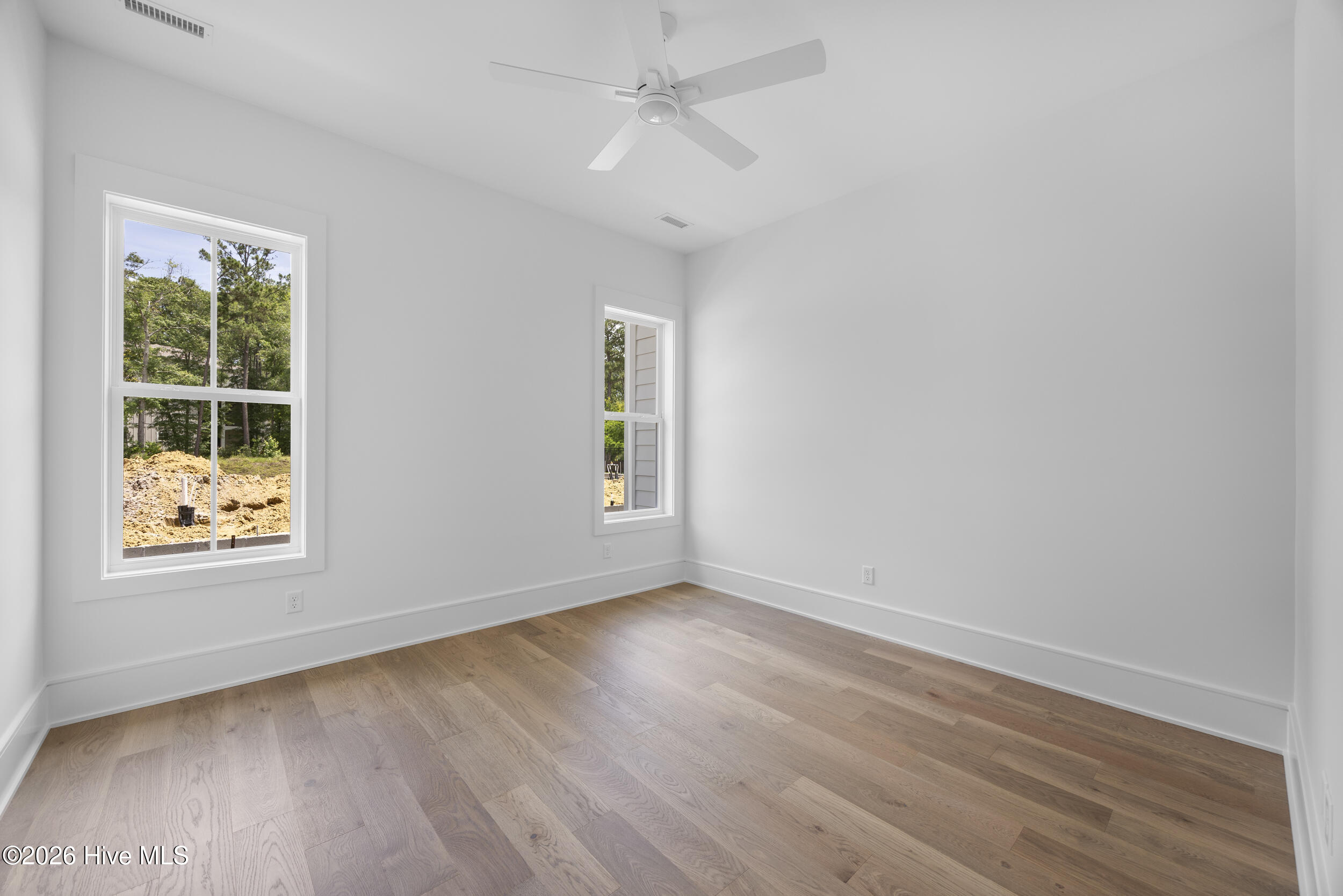 1552 Riverview Terrace Property Photo 27