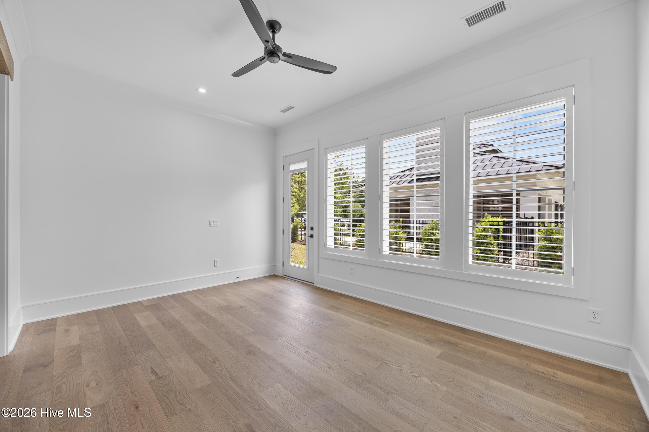1552 Riverview Terrace Property Photo 31