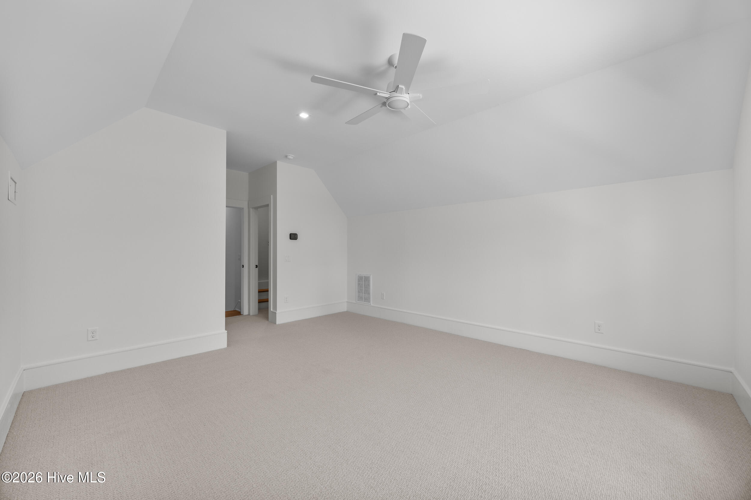 1552 Riverview Terrace Property Photo 35
