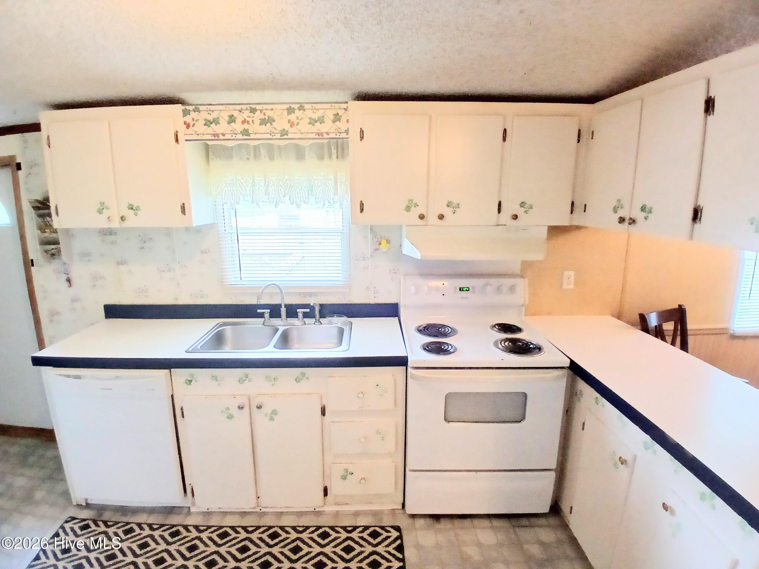 3929 Debra Street Property Photo 11