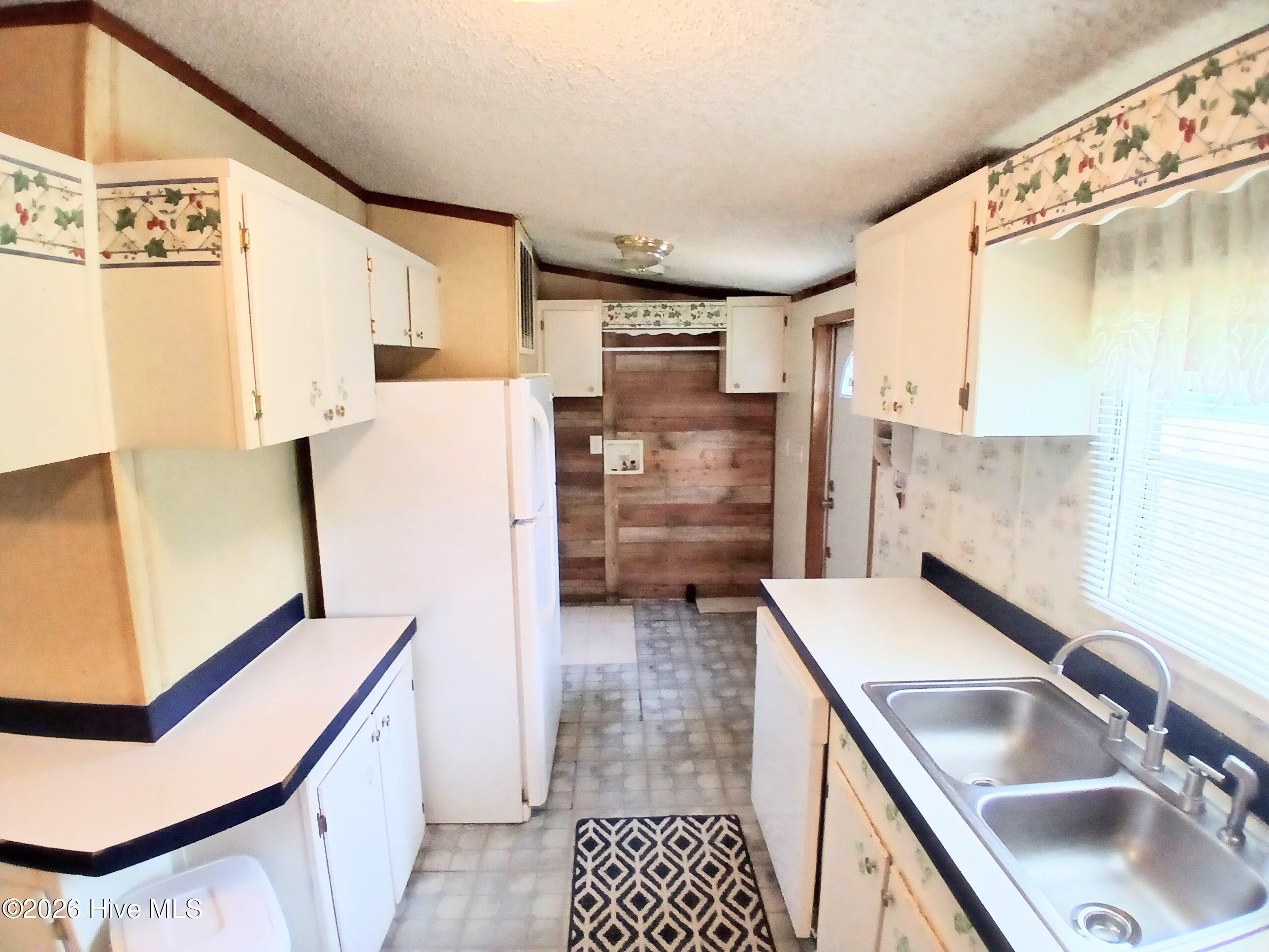 3929 Debra Street Property Photo 12