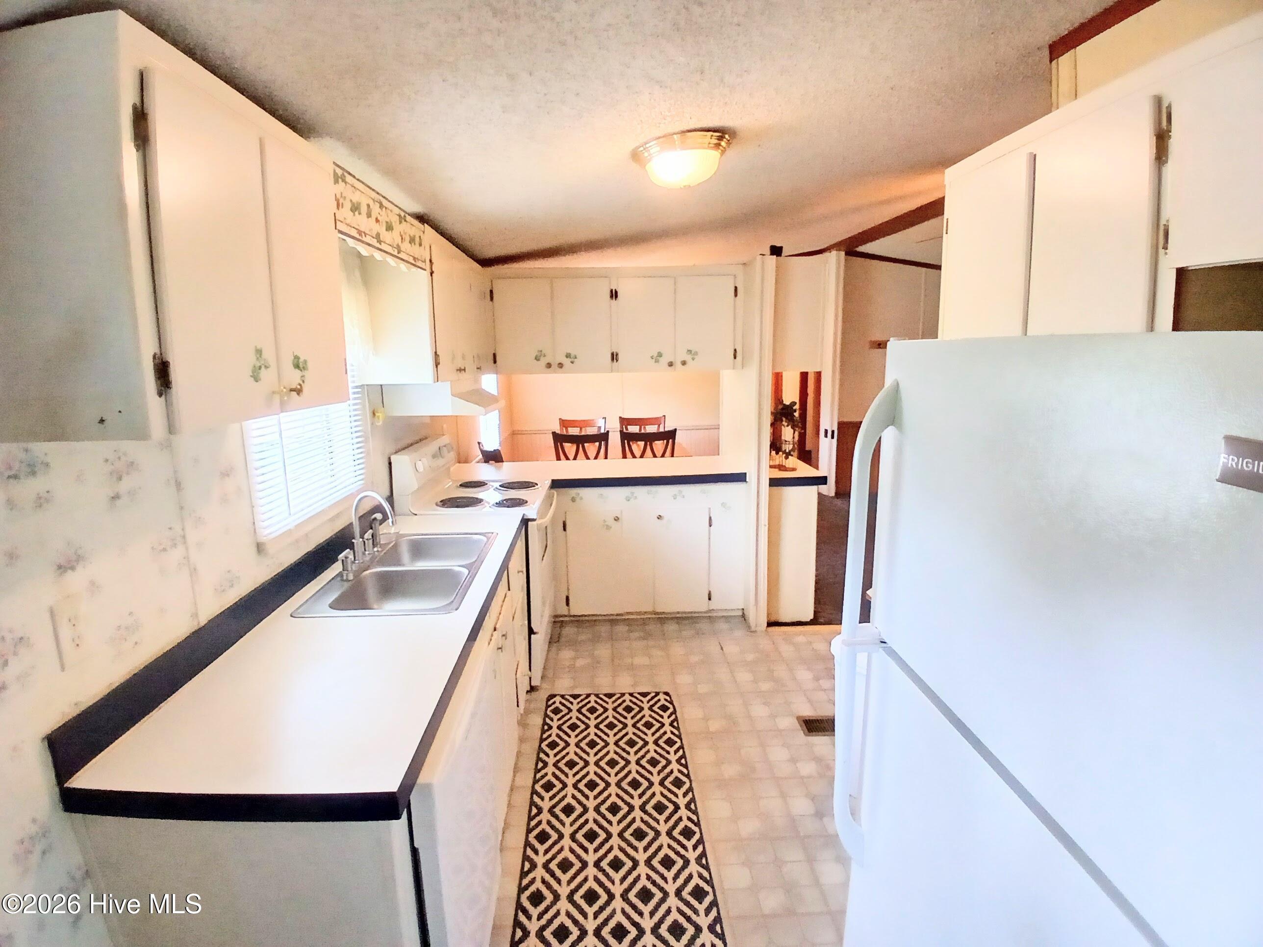 3929 Debra Street Property Photo 13