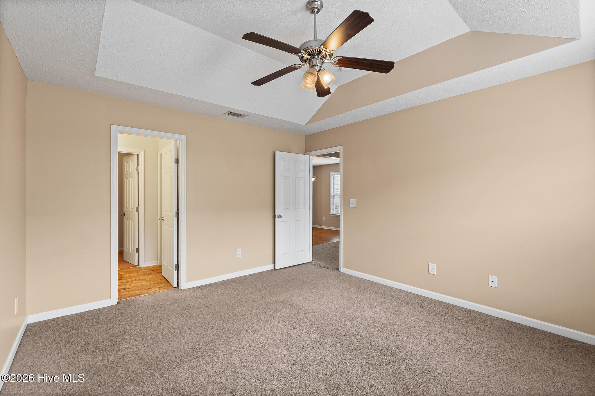 208 Satomi Way Property Photo 11