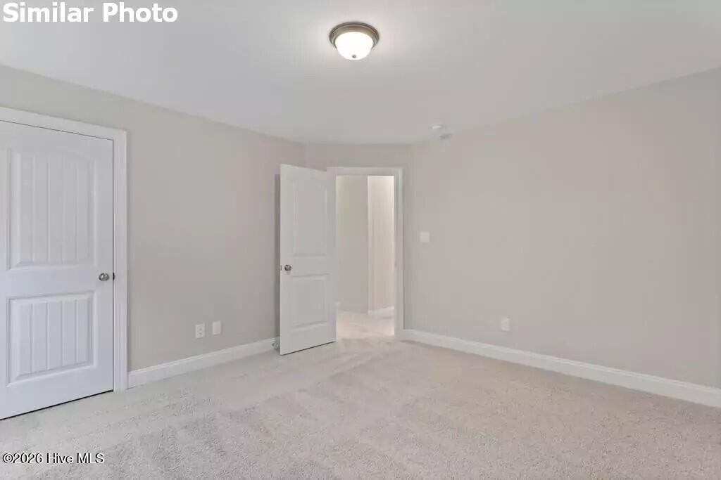 510 E Black Water Lane Property Photo 31