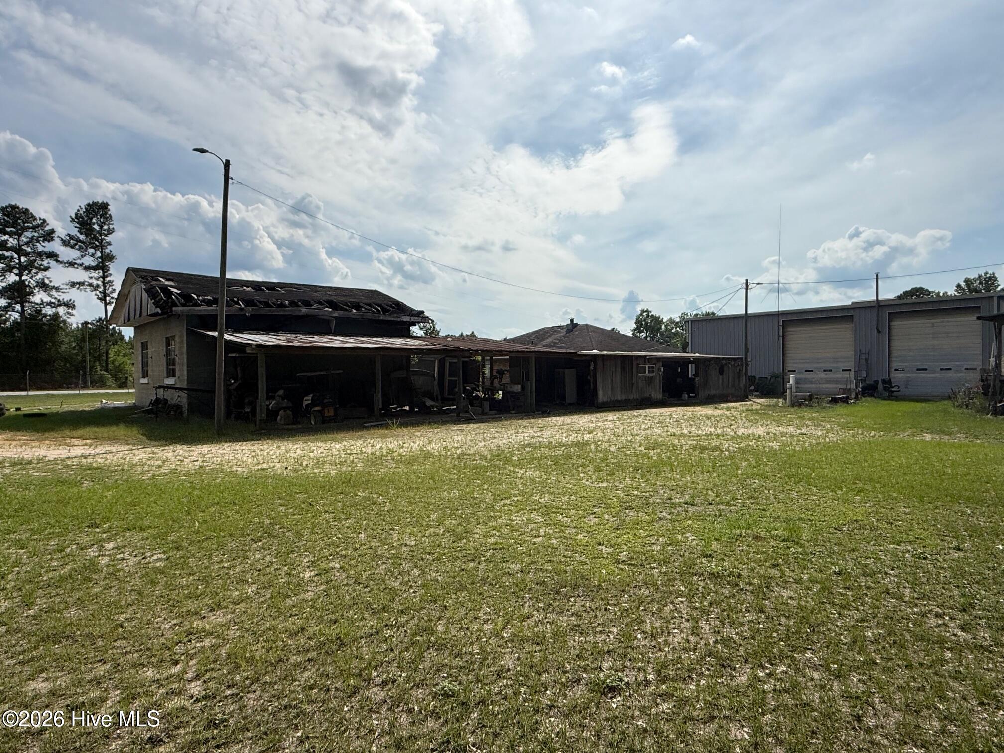 1434 Nc 53 Highway W Property Photo 12