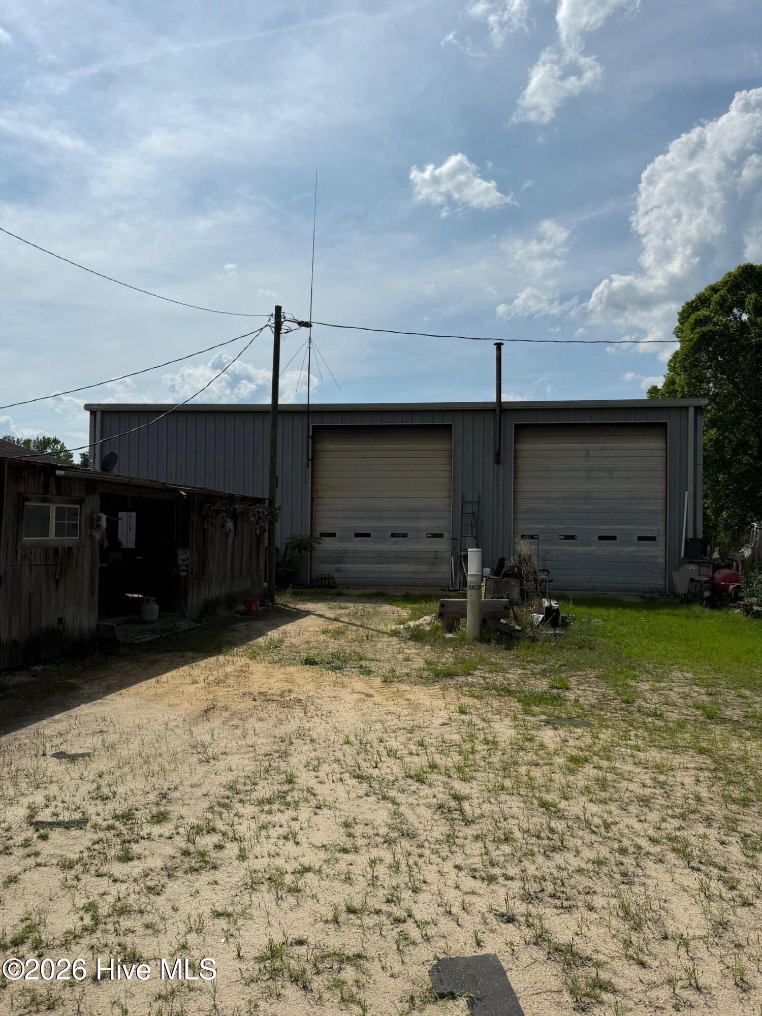 1434 Nc 53 Highway W Property Photo 13