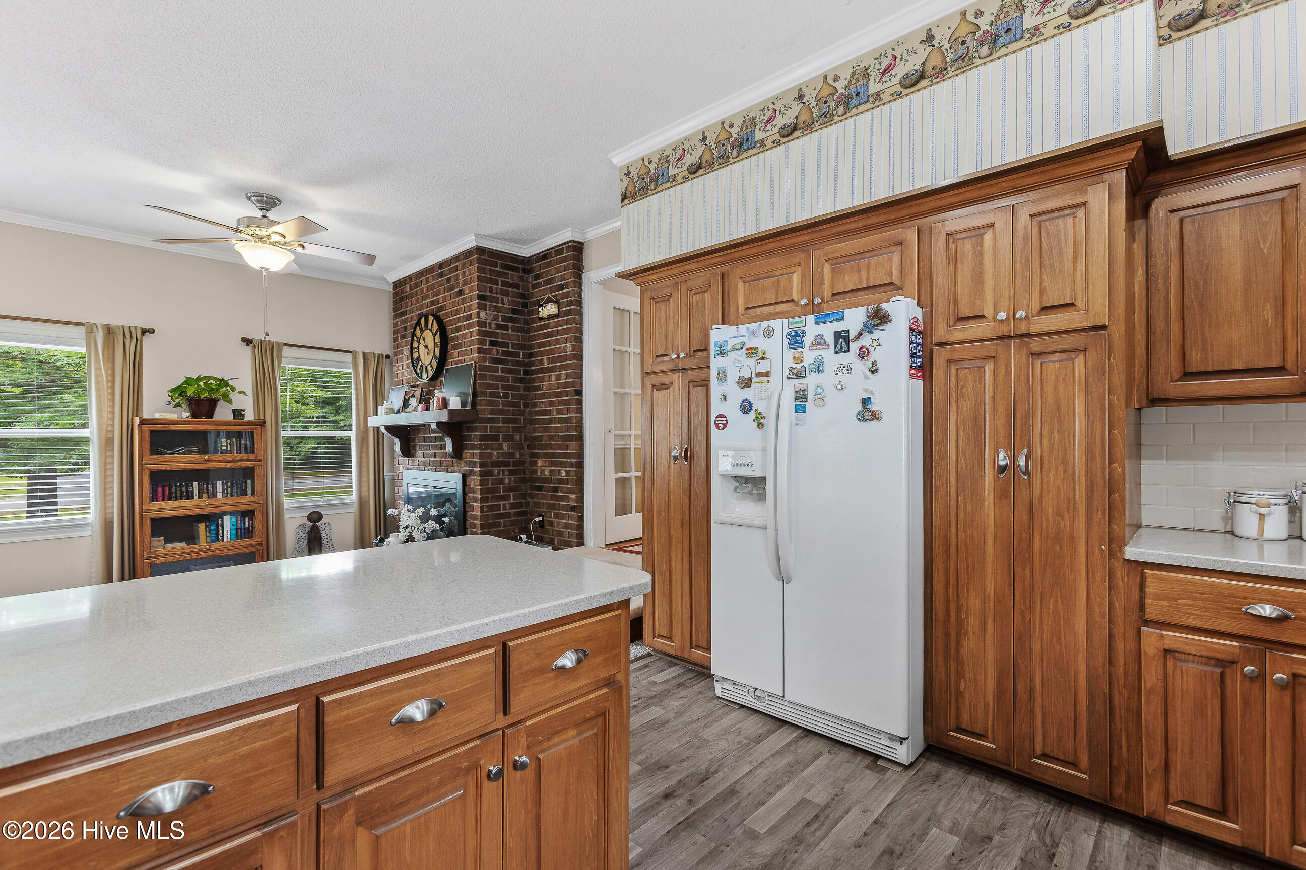 206 Crestwood Drive Property Photo 17