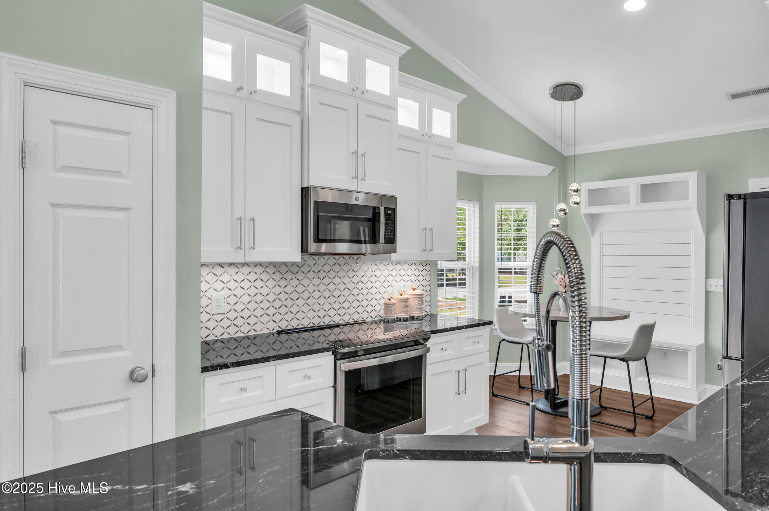 4113 Rounding Bend Lane Property Photo 1
