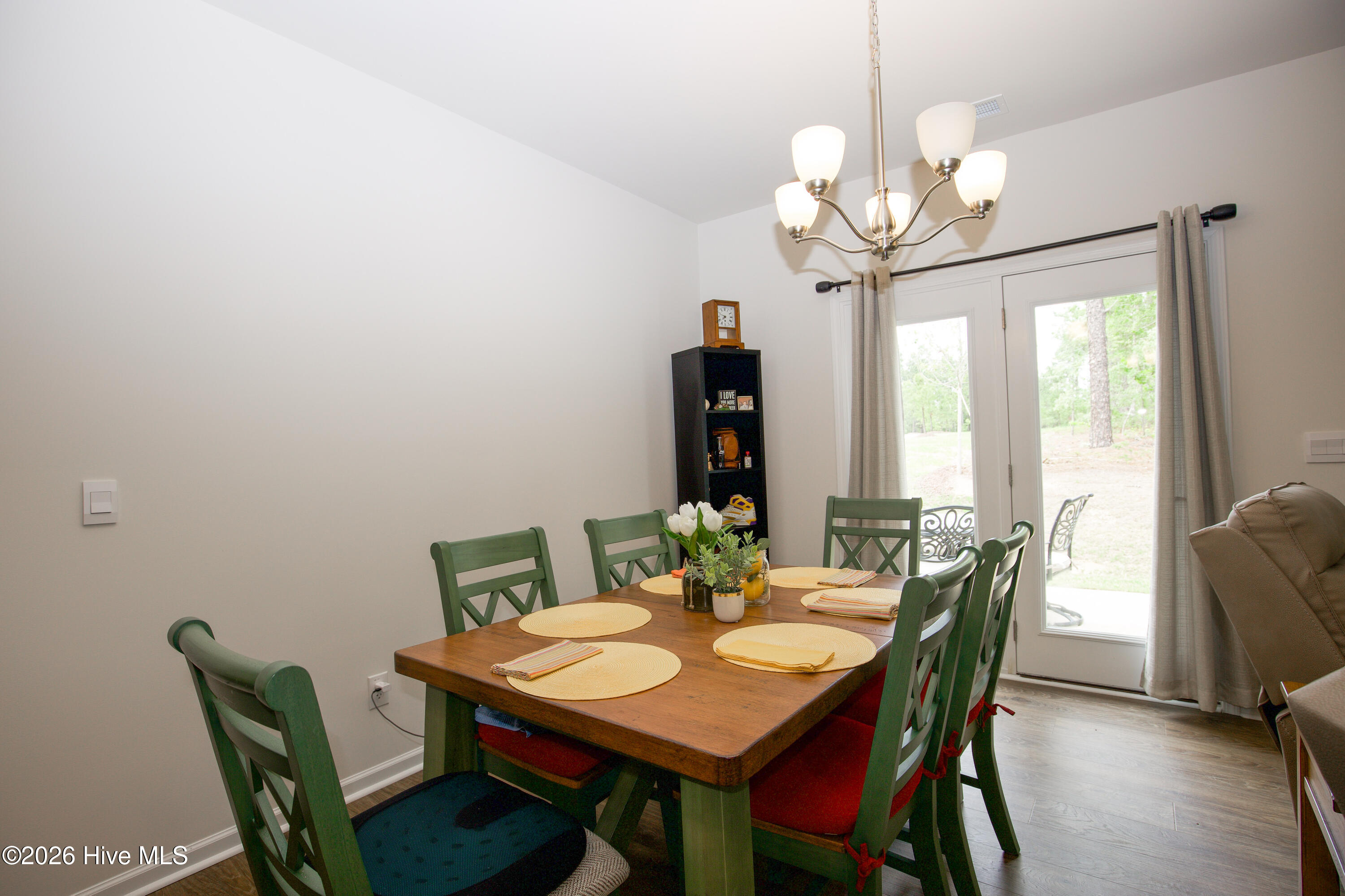 801 Amster Way Property Photo 24