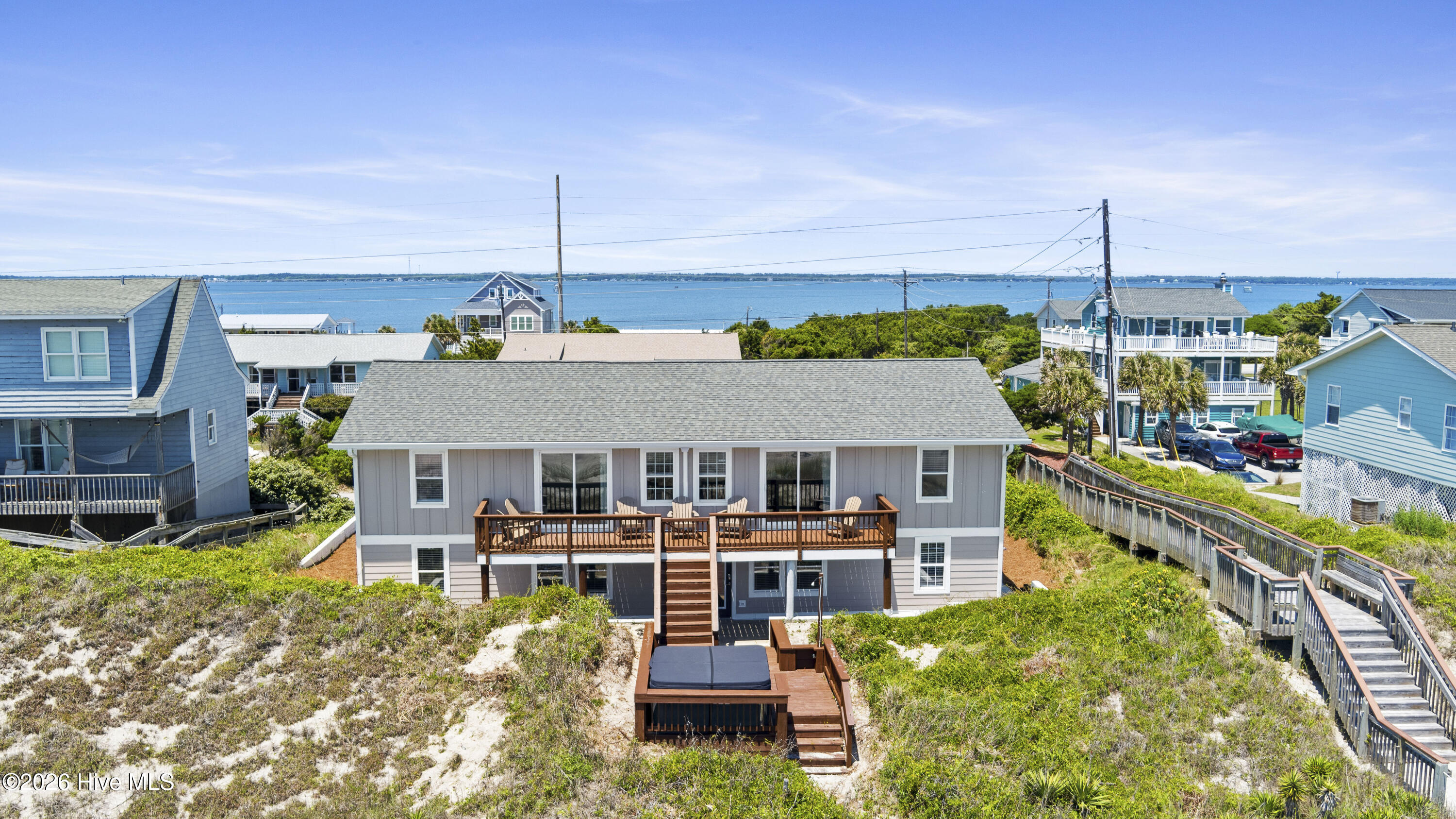 101 Ocean Drive Property Photo 3