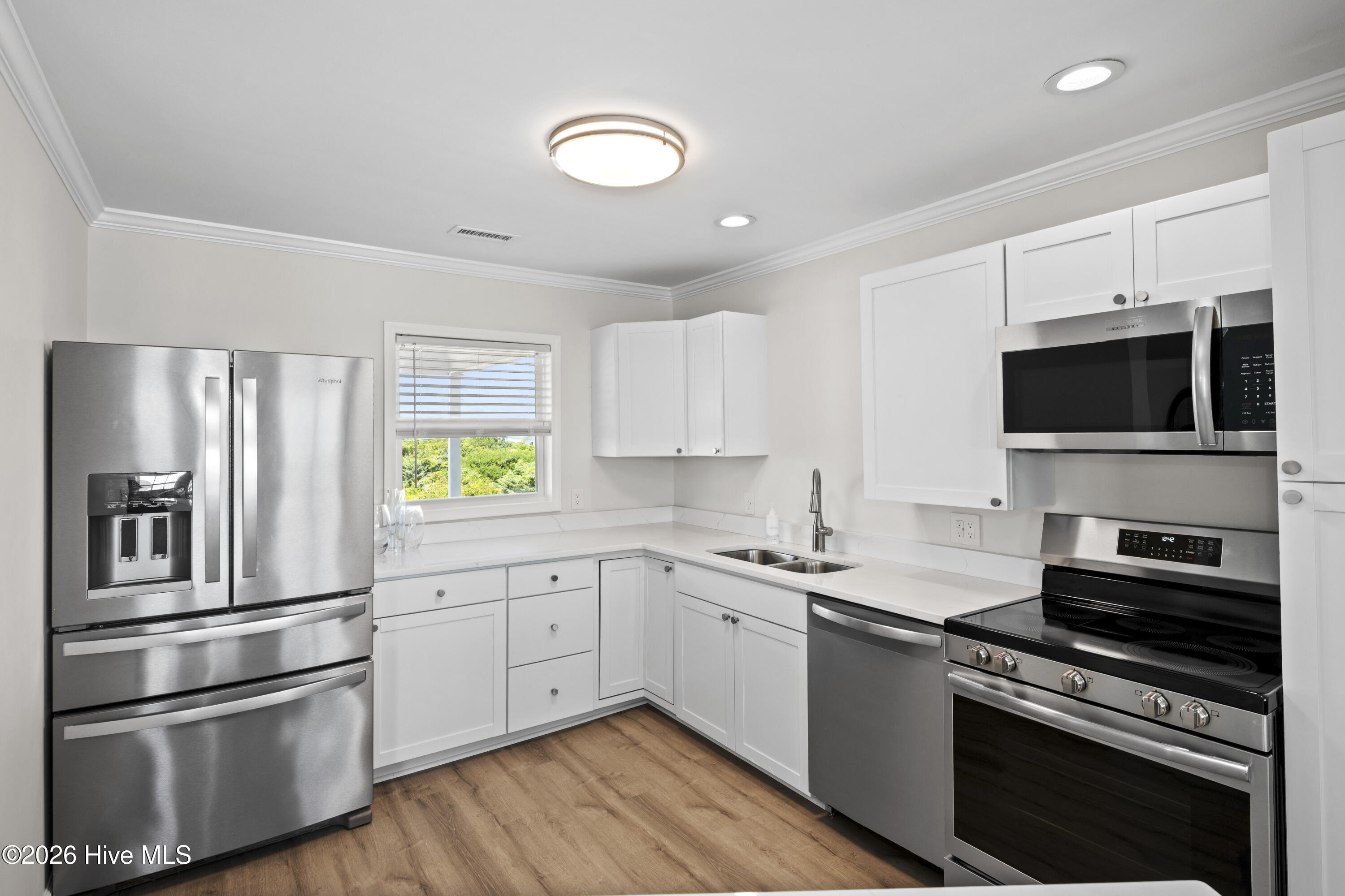 101 Ocean Drive Property Photo 16
