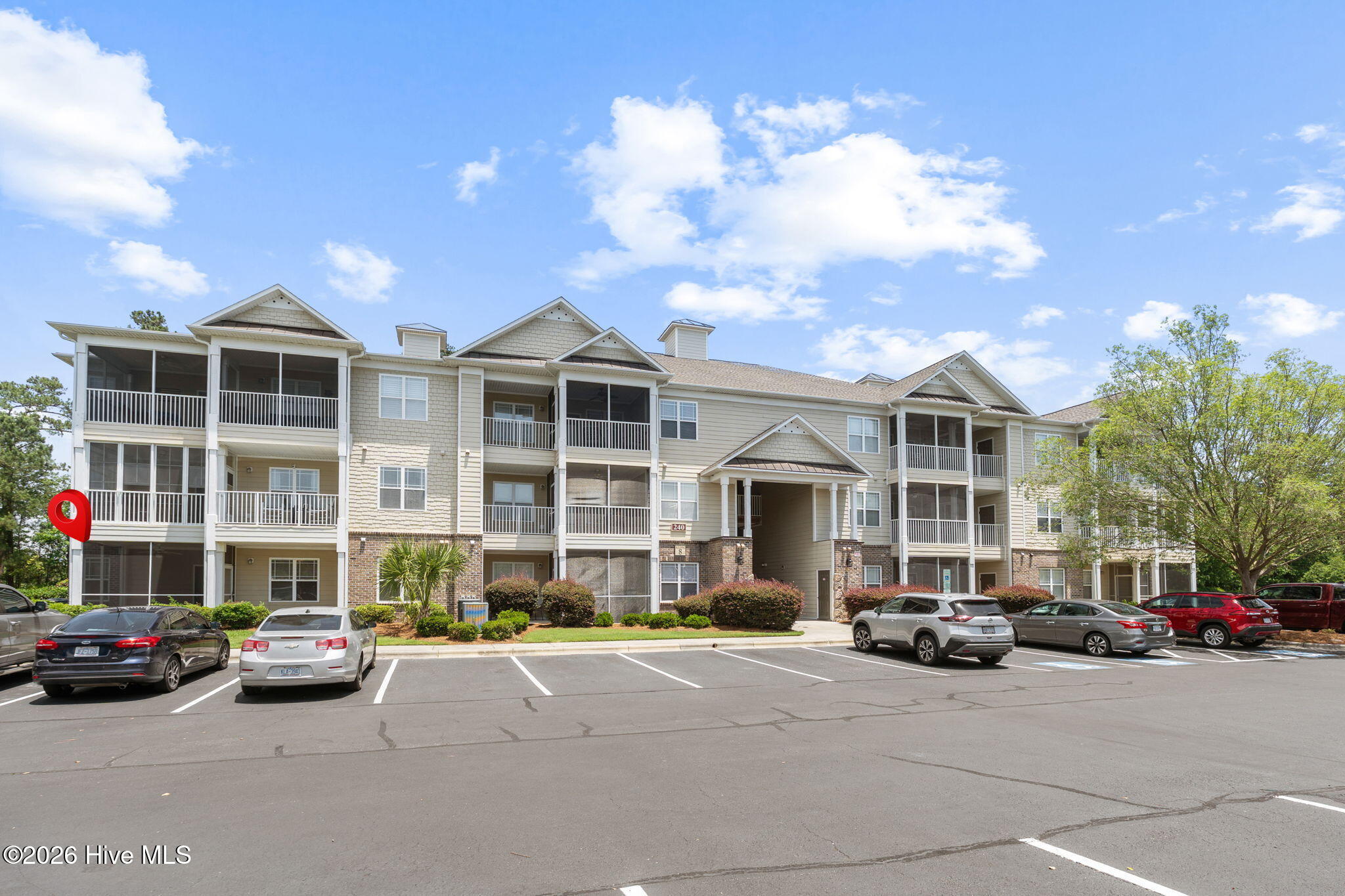 240 Woodlands Way Unit 7 Property Photo 3
