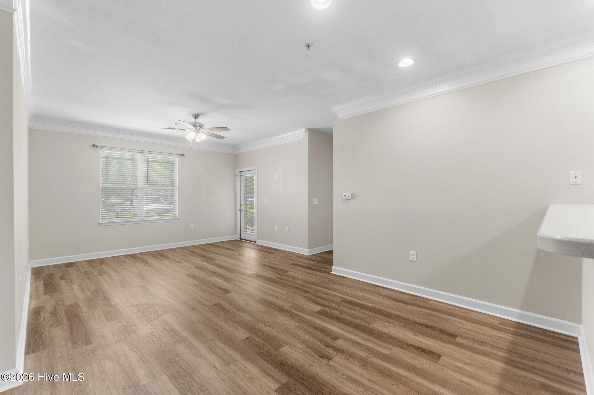 240 Woodlands Way Unit 7 Property Photo 10