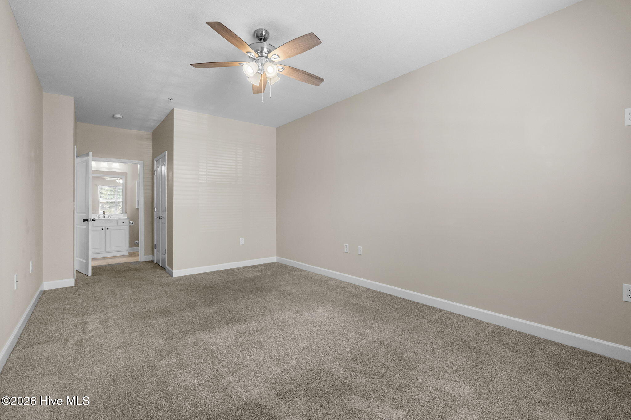 240 Woodlands Way Unit 7 Property Photo 25