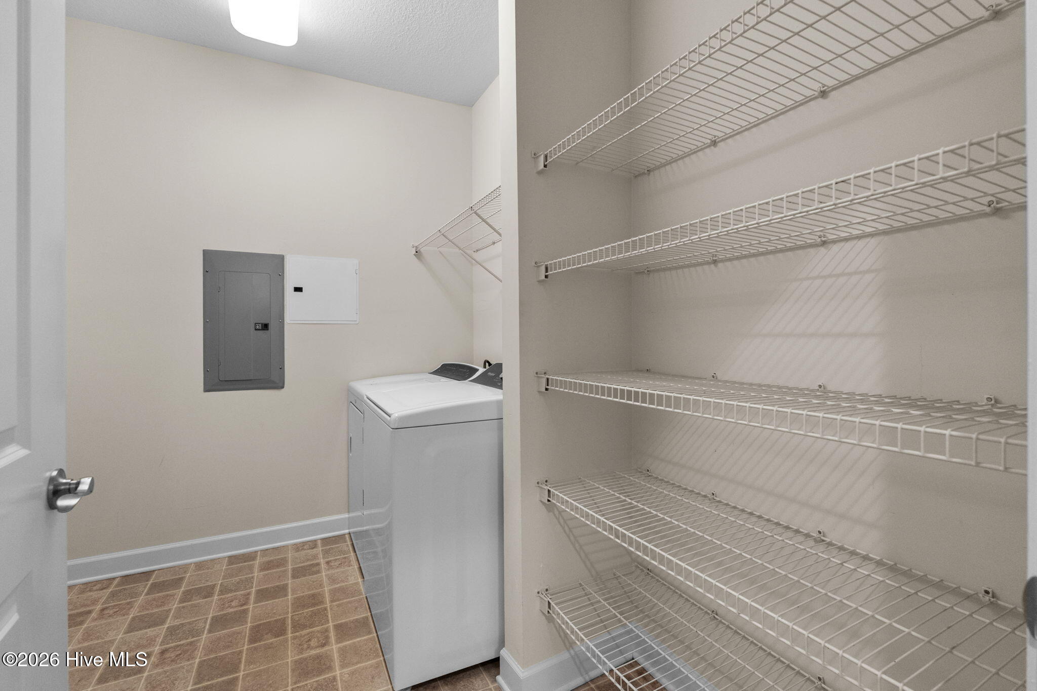 240 Woodlands Way Unit 7 Property Photo 37