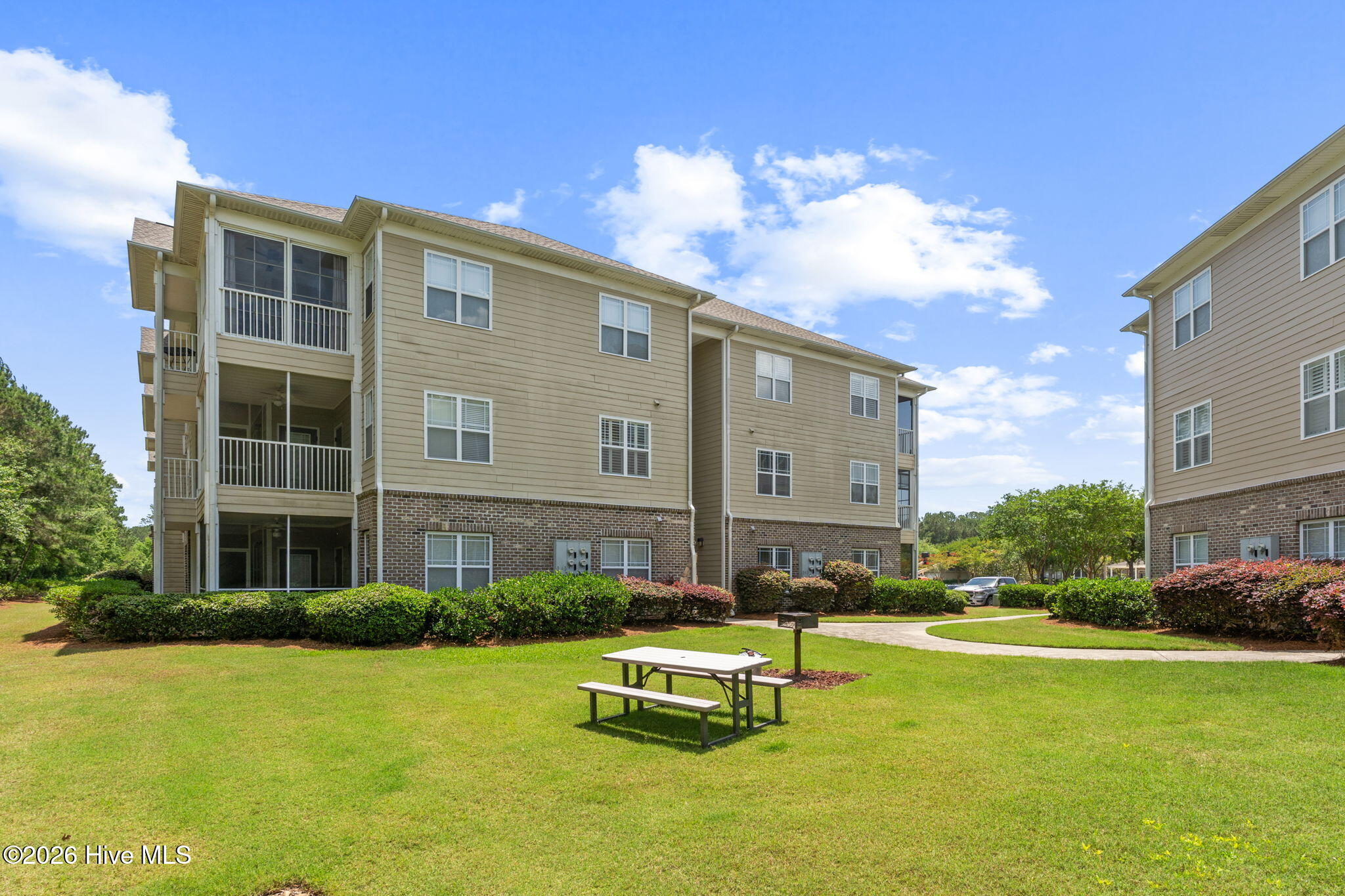 240 Woodlands Way Unit 7 Property Photo 47